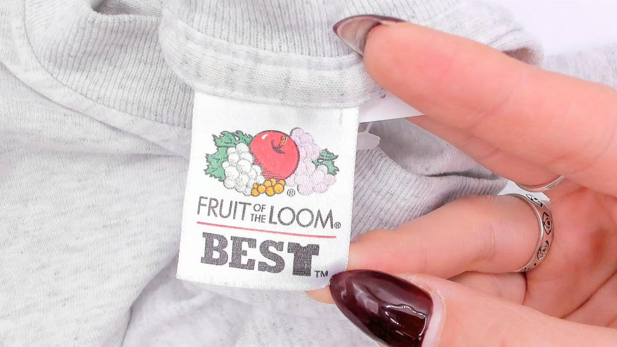 90s Fruit of the Loom Heart Embroidered T-Shirt Grey Cotton Blend Extra Large XL