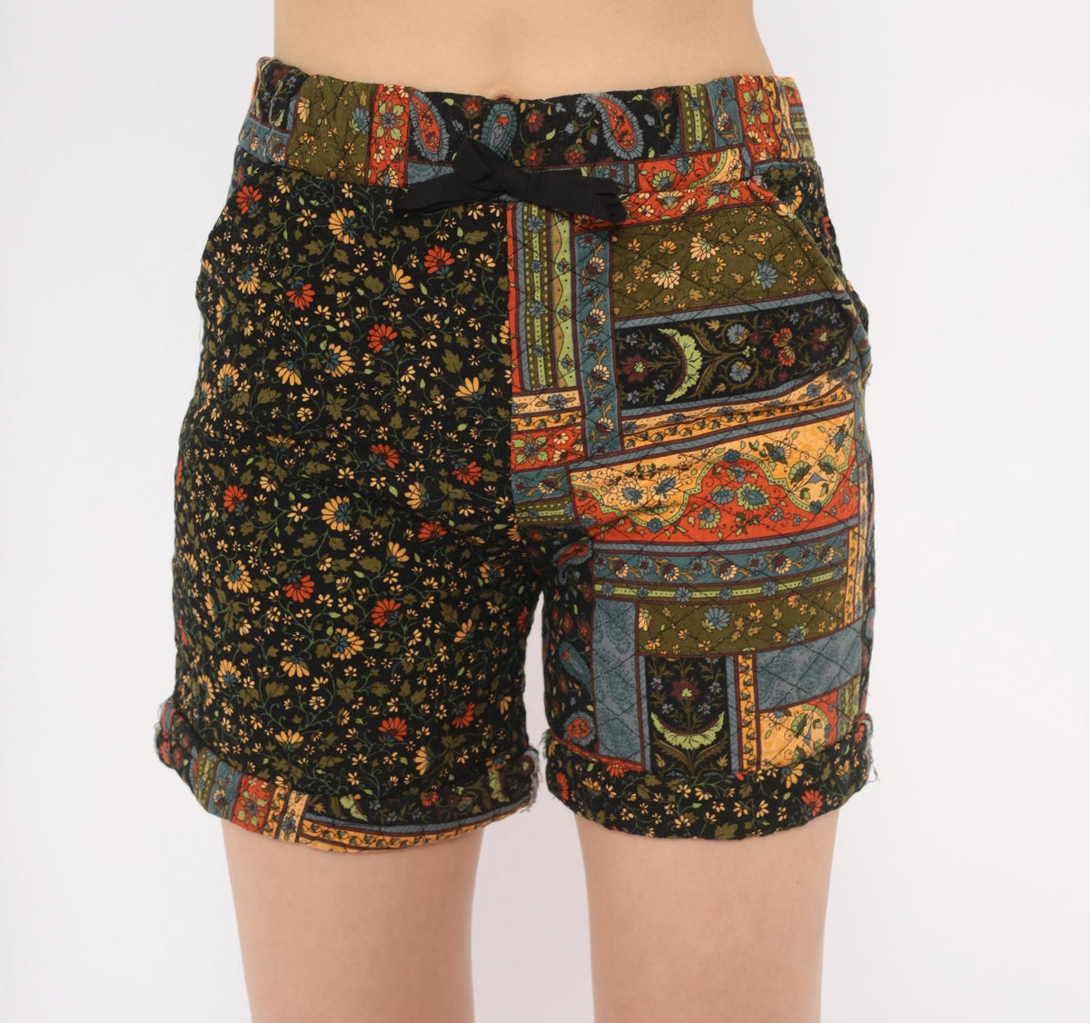 90s Patchwork Floral Shorts Black Paisley Quilted High Rise Small