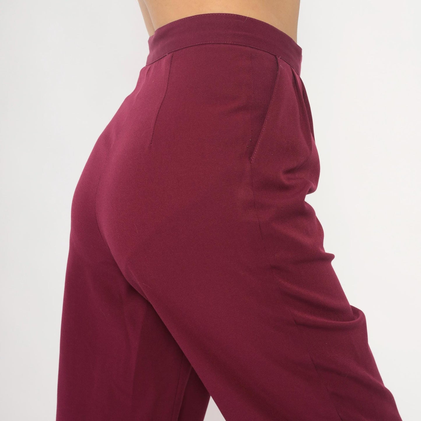 80s Burgundy High-Waist Pleated Tapered Trousers Cropped Length Medium
