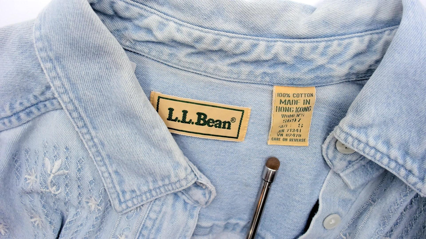 90s LL Bean Chambray Shirt Floral Embroidered Light Blue Cotton Small