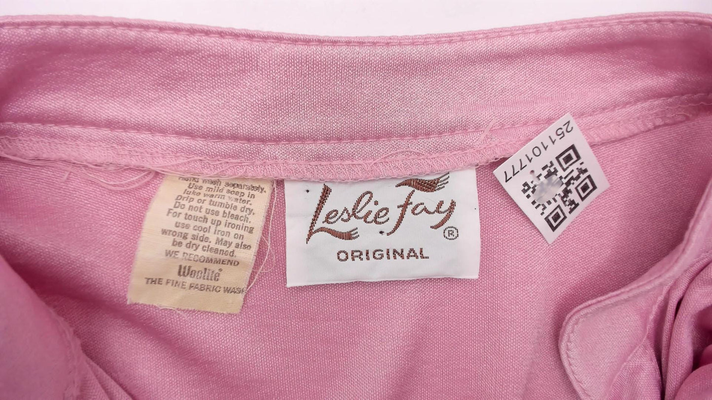 70s Leslie Fay Pink Knee-Length Dress V-Neck Smocked Shoulders Medium Large