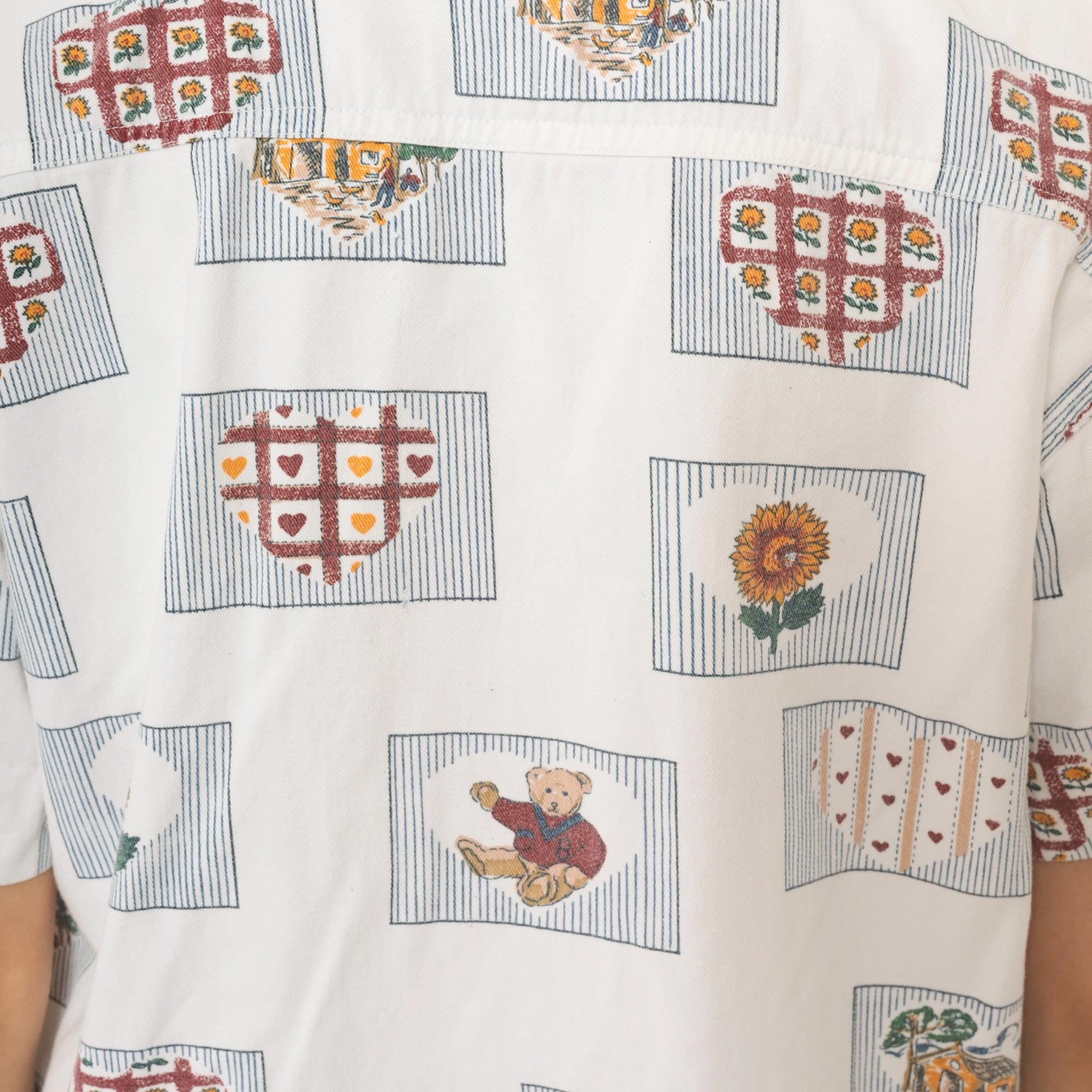 90s Cream Cotton Button-Up Shirt Sunflower Teddy Bear Heart Print Large L