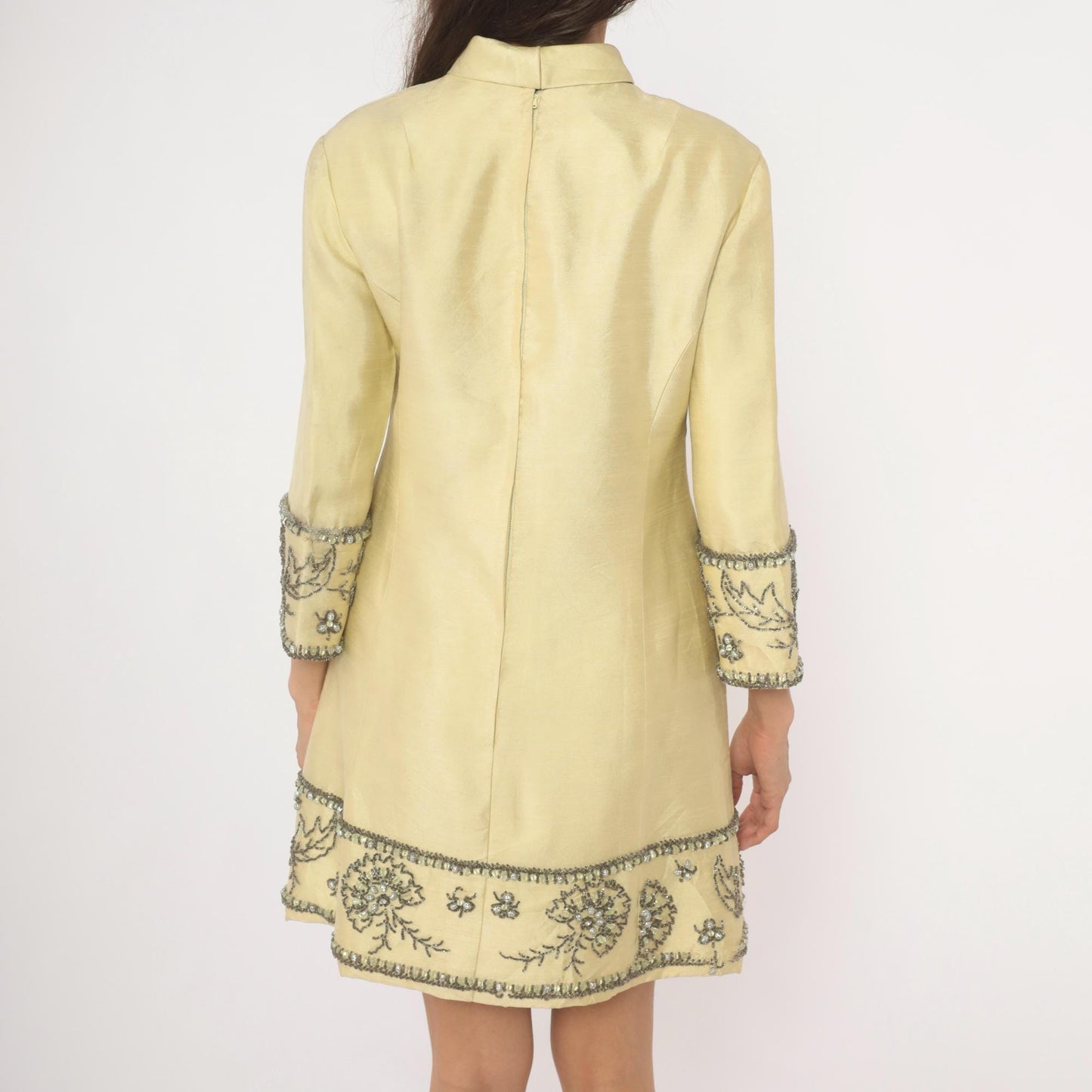 60s Miss Elliette Cream Shift Dress Silver Beaded Floral Mock Neck Mini Medium M