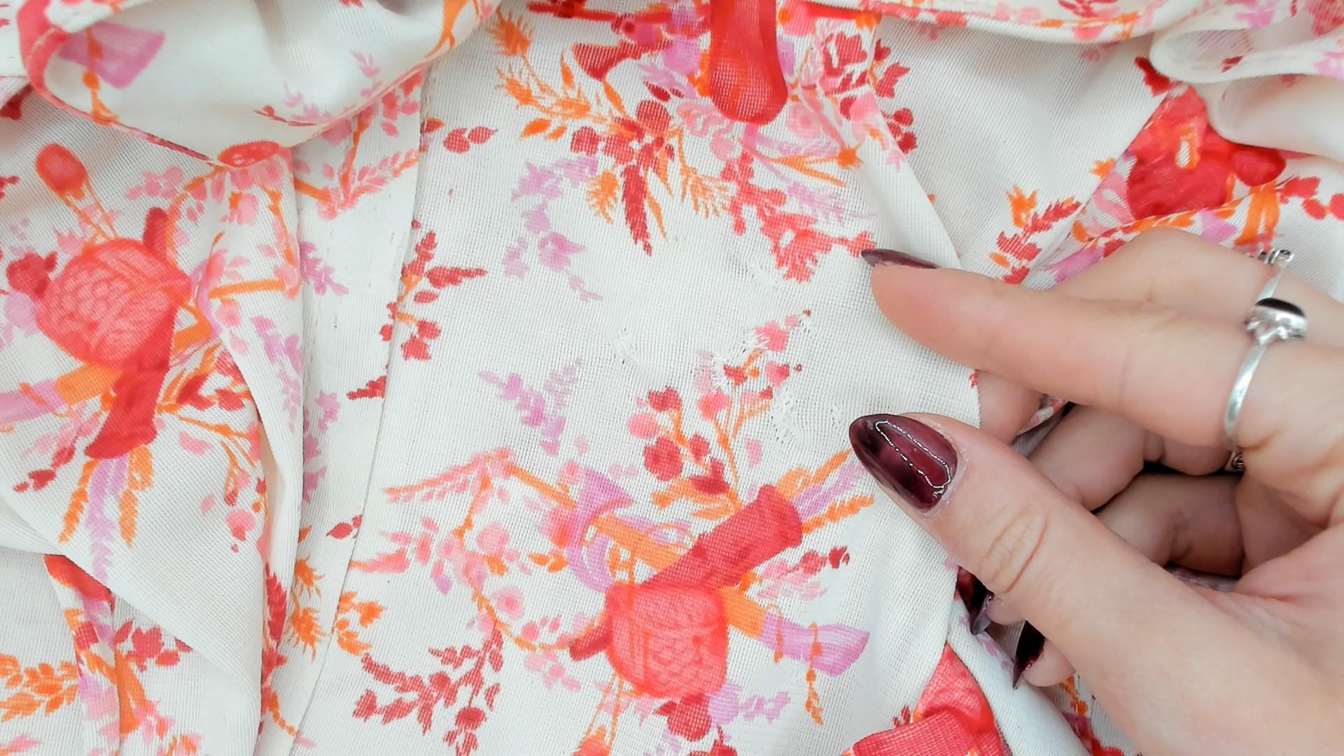 70s Cream Pink Floral Mini Dress Ruffle Collar Bell Sleeve Tie Waist Medium