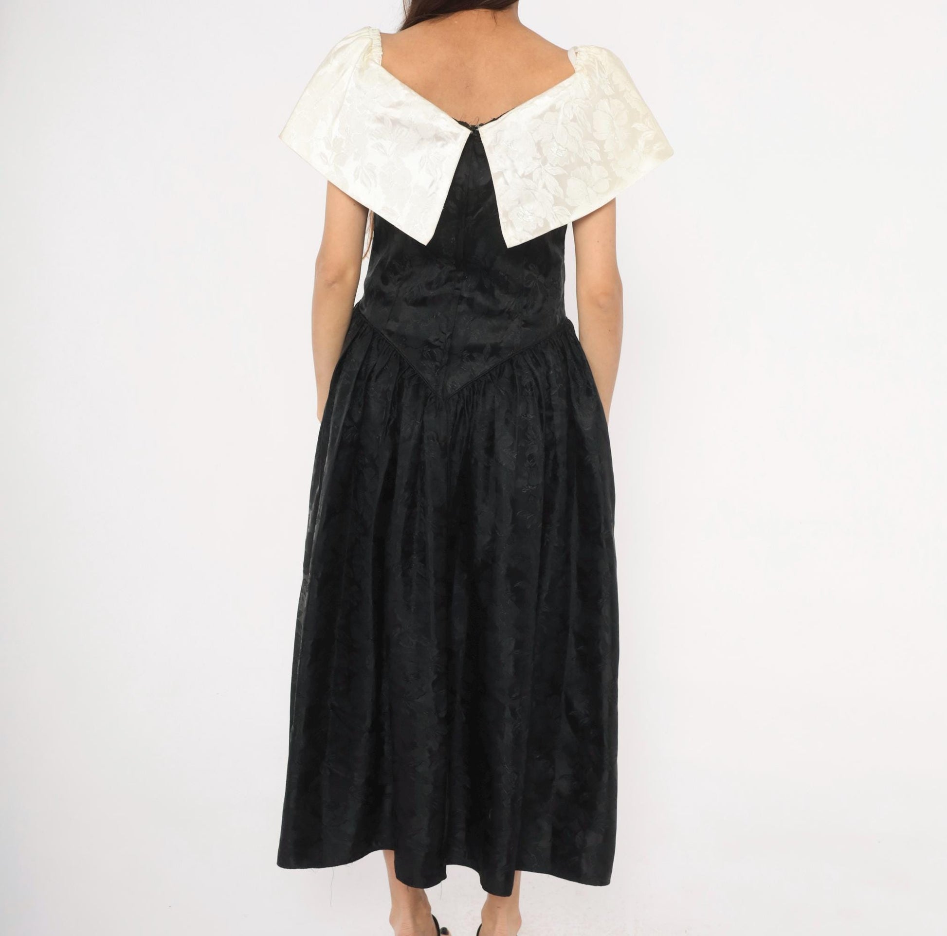 90s Black Ivory Jacquard Off-Shoulder Evening Gown Basque Waist Large L