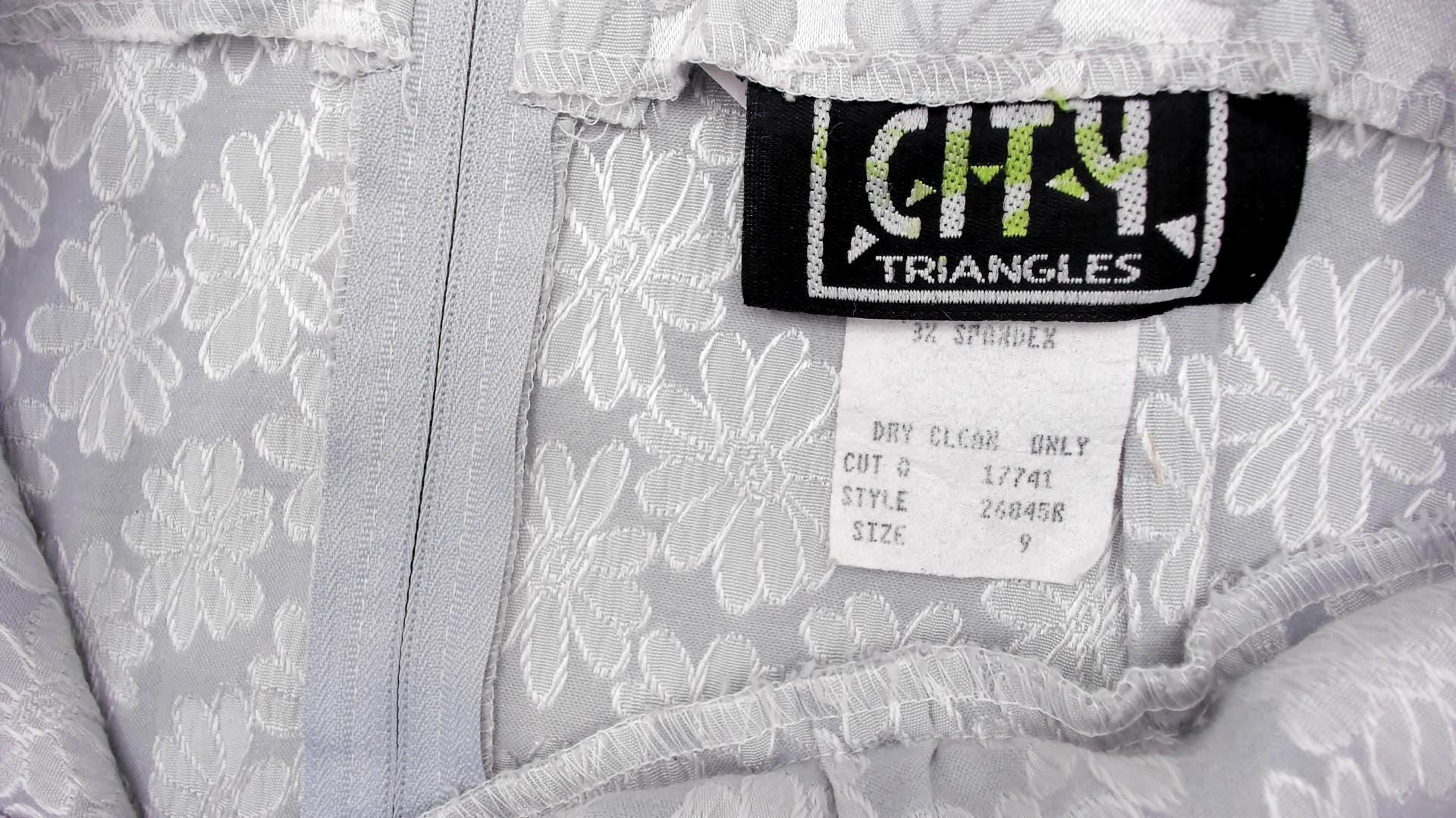 90s City Triangles Floral Jacquard Mini Dress Grey White Daisy Empire Waist Small