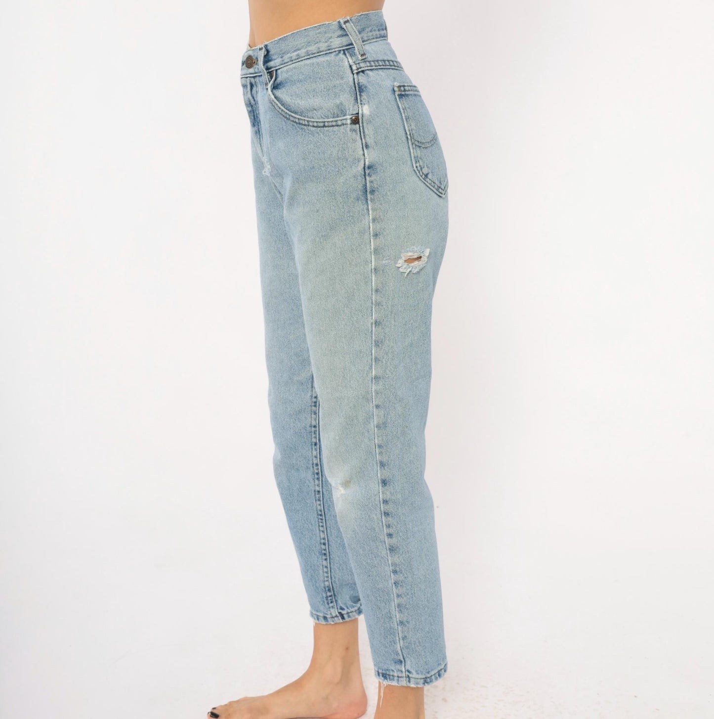 90s Lee Mom Jeans Light Wash High Waisted Tapered Denim Petite Small