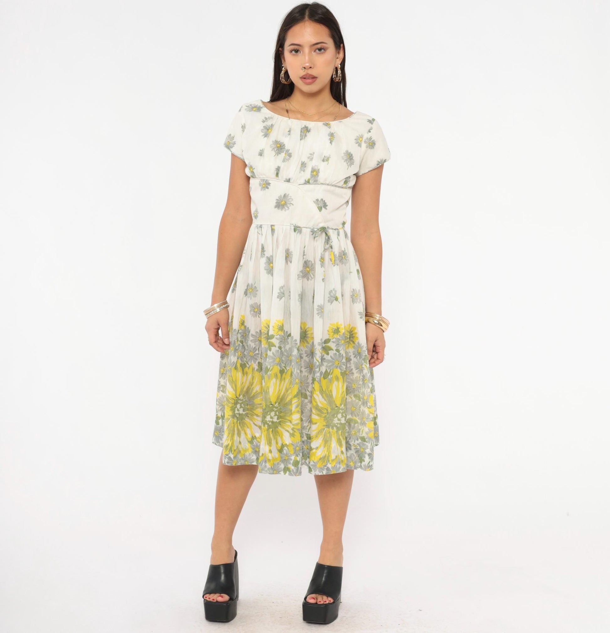 60s Daisy Print Fit And Flare Dress White Yellow Cotton Cap Sleeve Extra Small XS