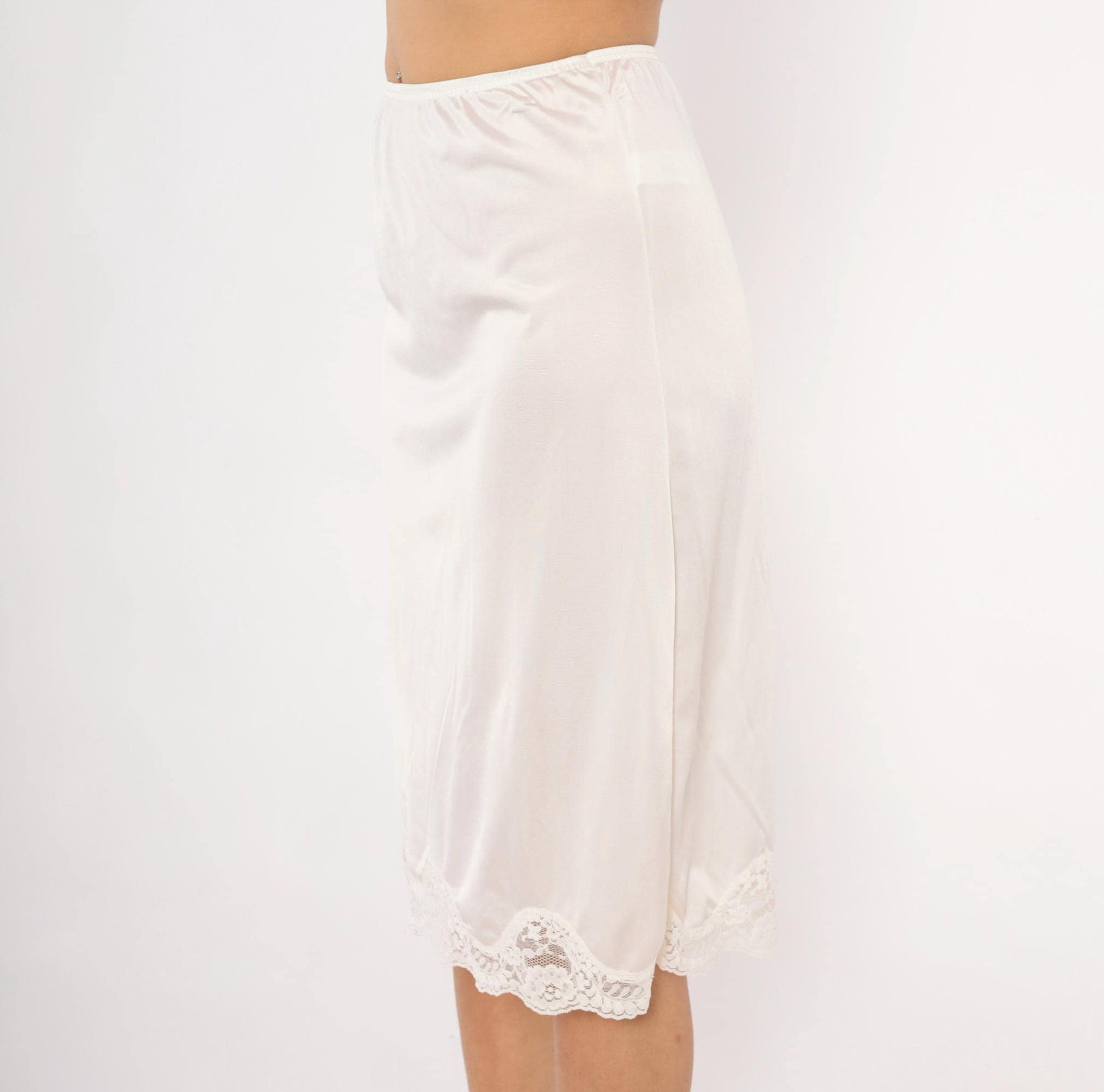 80s Adonna White Nylon Half Slip Knee-Length Lace Trim Small S