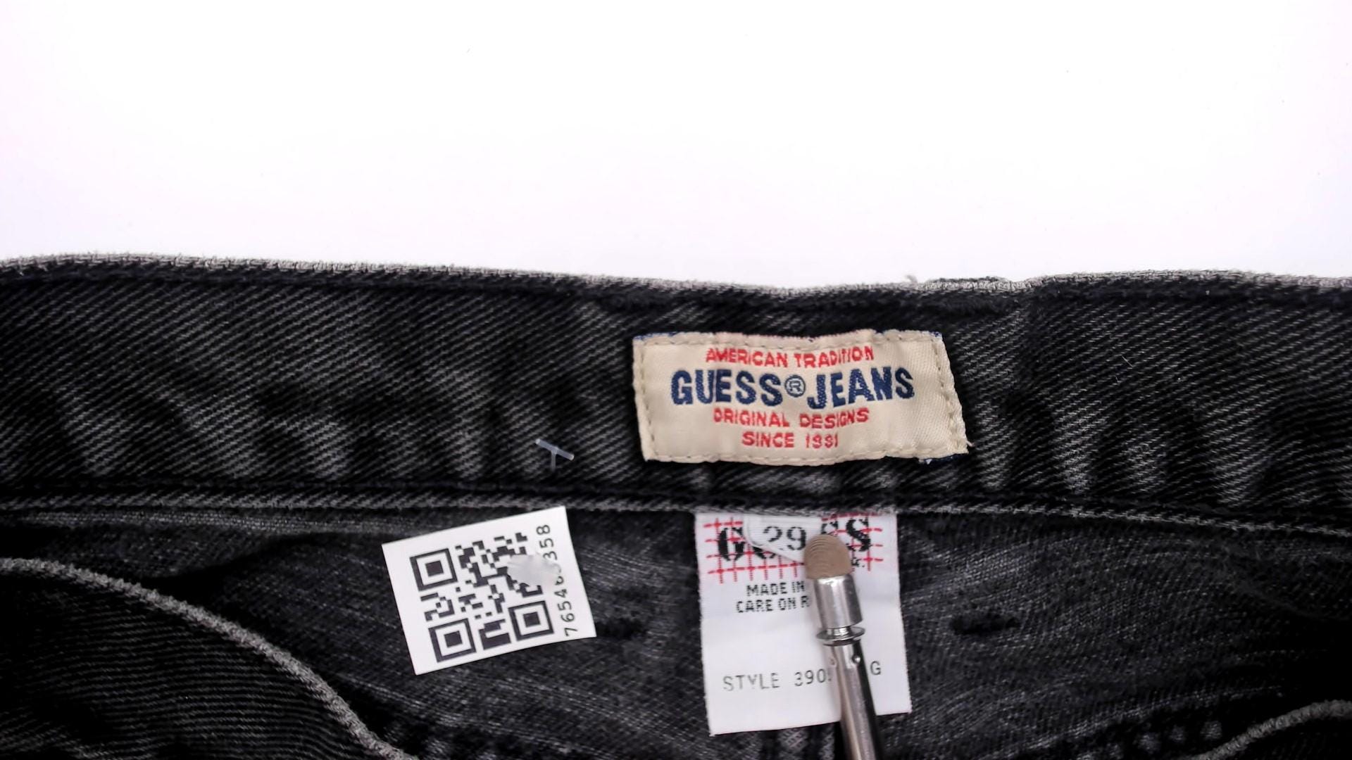 Guess High Waisted Jeans 90s Faded Black Denim Tapered Straight Leg Small