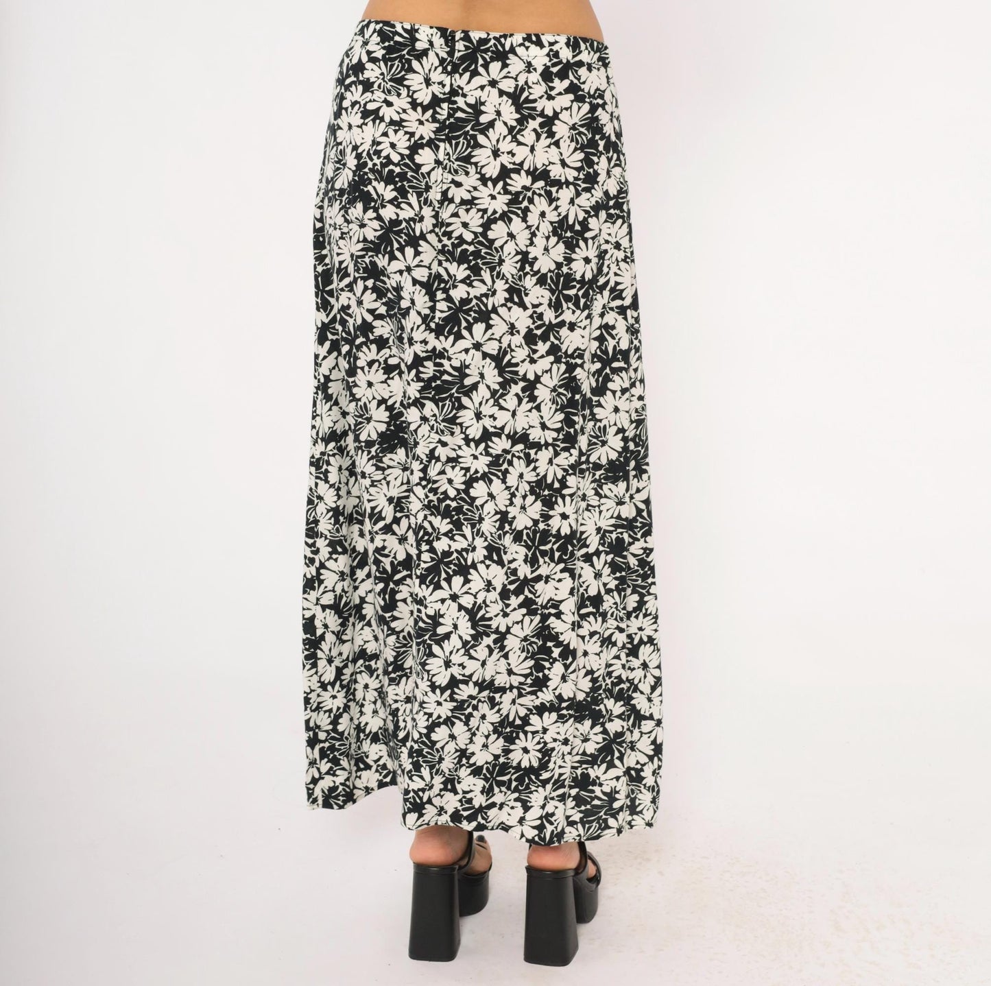 Y2K Briggs Black Daisy Floral Maxi Skirt Ivory Cream Medium M