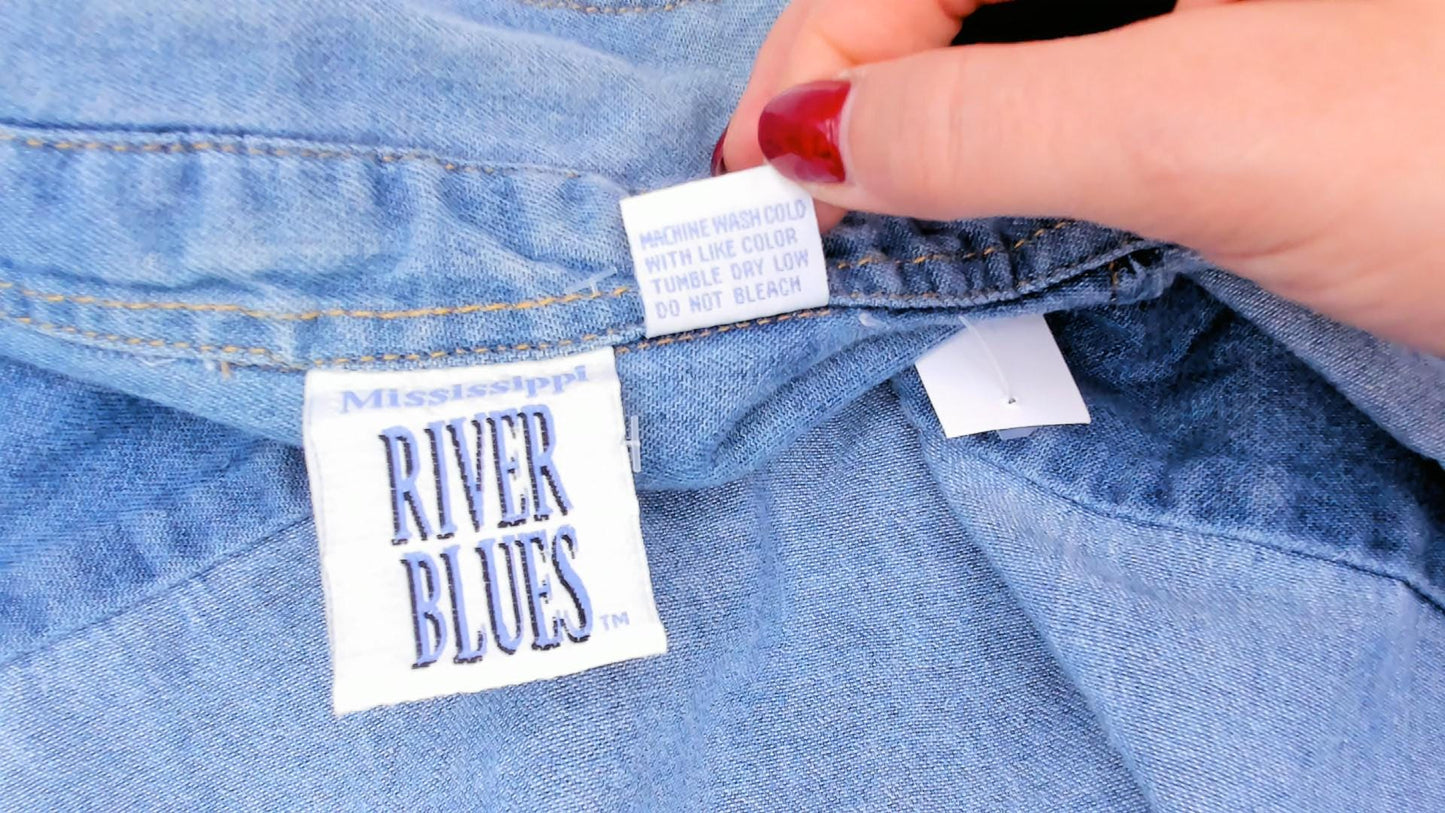90s Mississippi River Blues Denim Shirt Light Wash Cotton Chambray Medium M