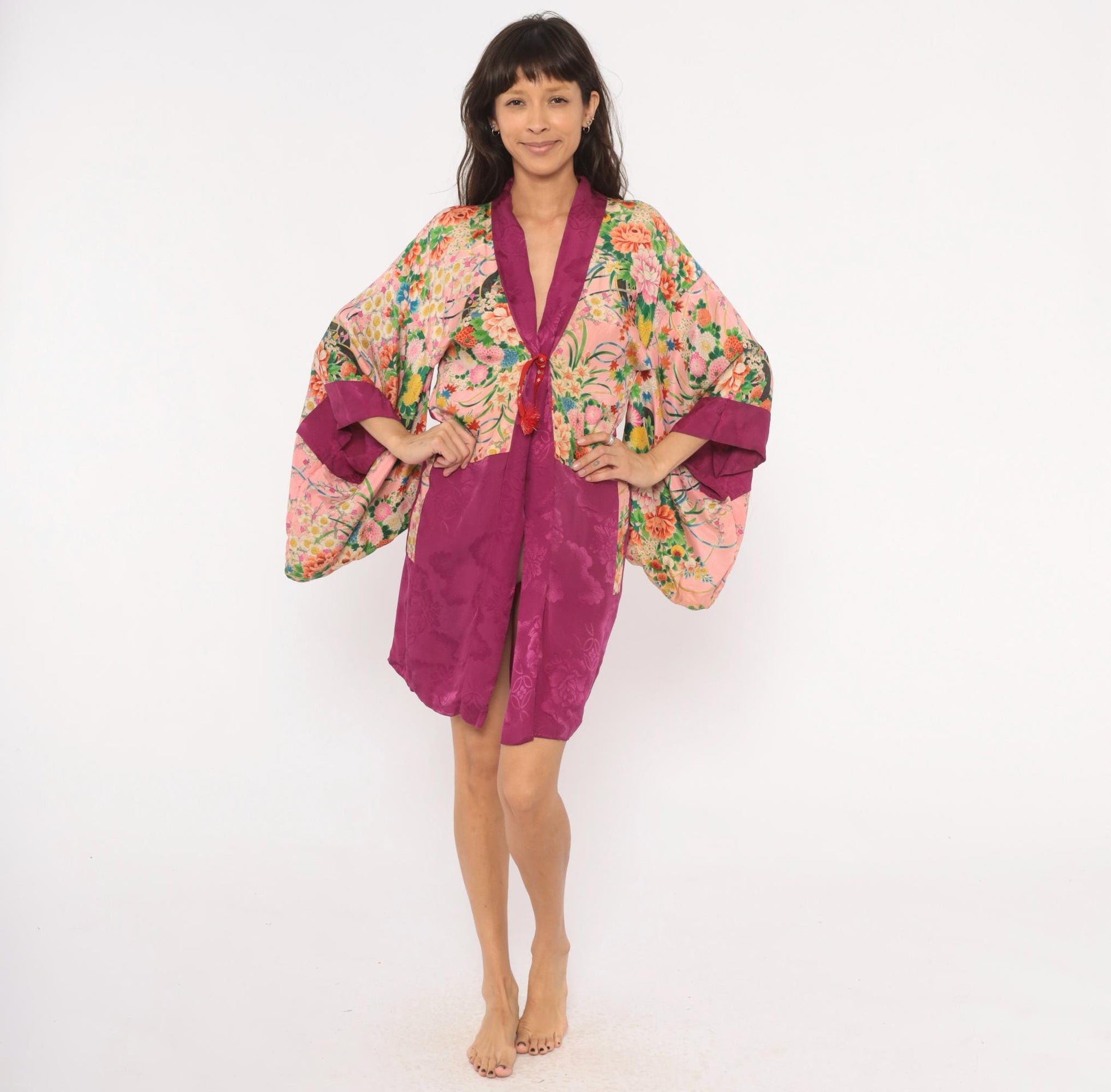 70s Silk Kimono Robe Pink Magenta Floral Chrysanthemum Butterfly Print Small S