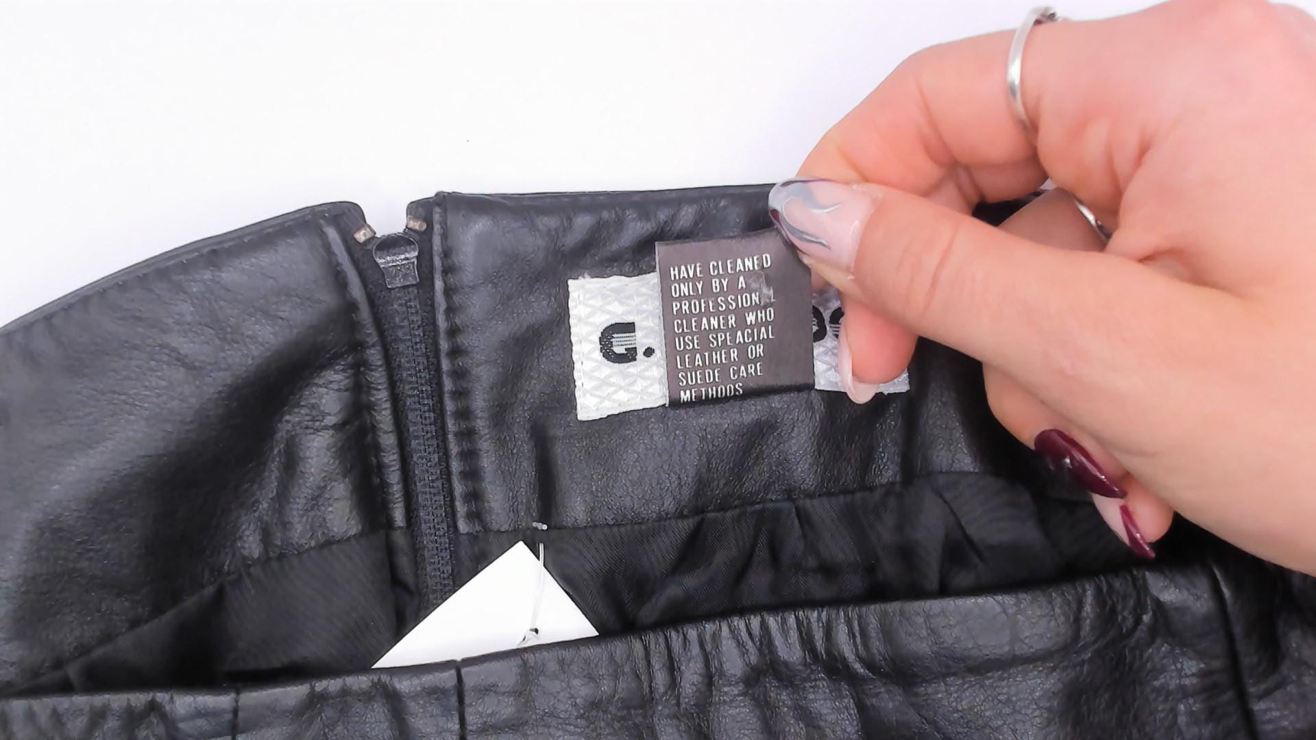 80s G.Londo Black Leather Pencil Skirt High Waist Panel Seam Medium
