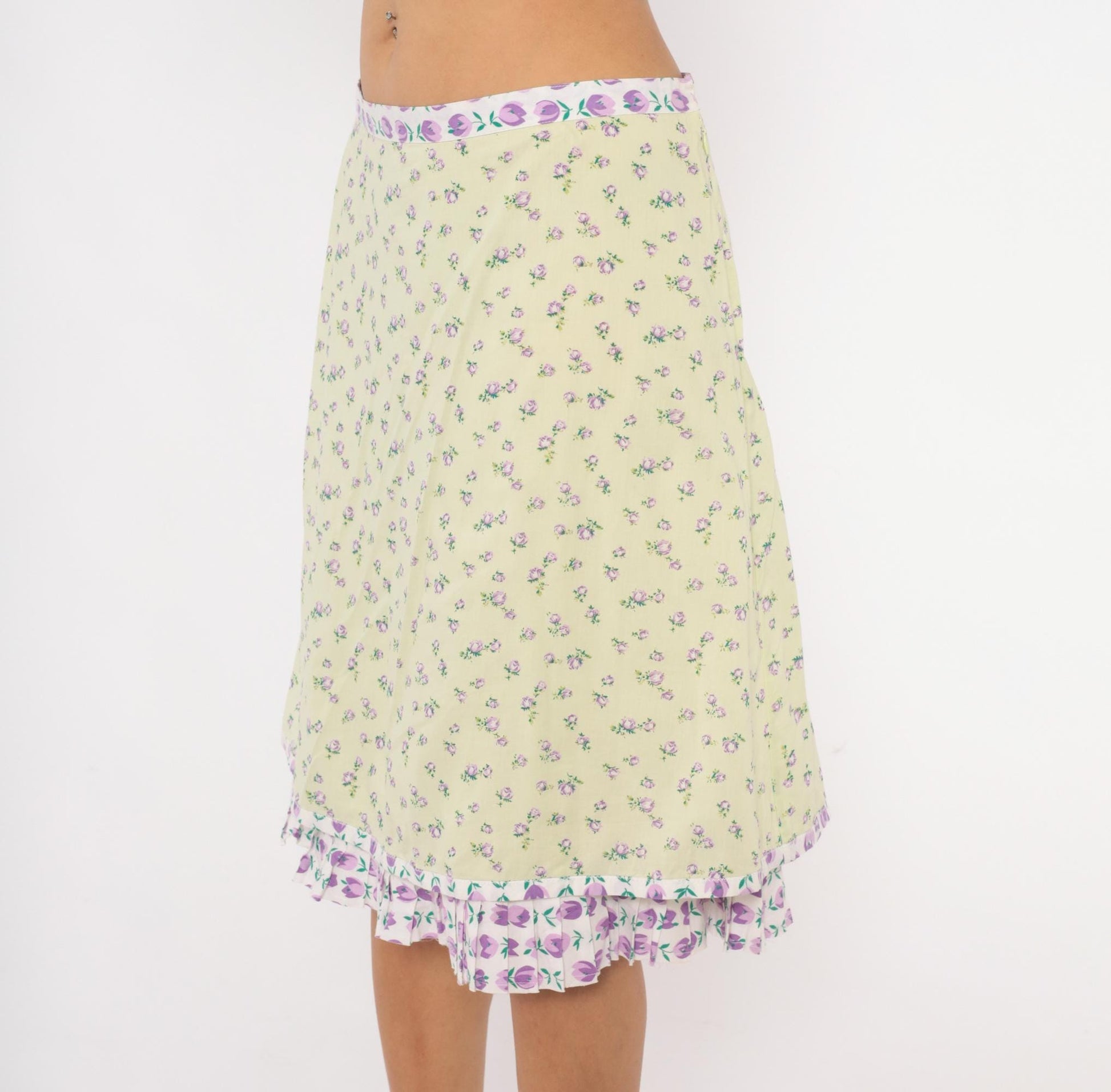 2000s Snak Floral A-Line Skirt Pale Green Purple Rose Print Knee-Length Medium M
