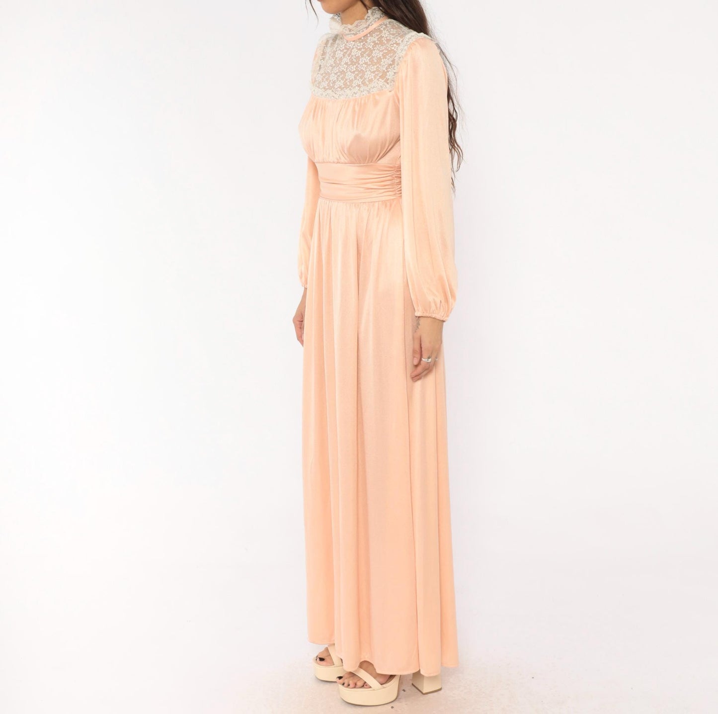70s Peach Lace Maxi Gown High Neck Bishop Sleeve A-Line Small