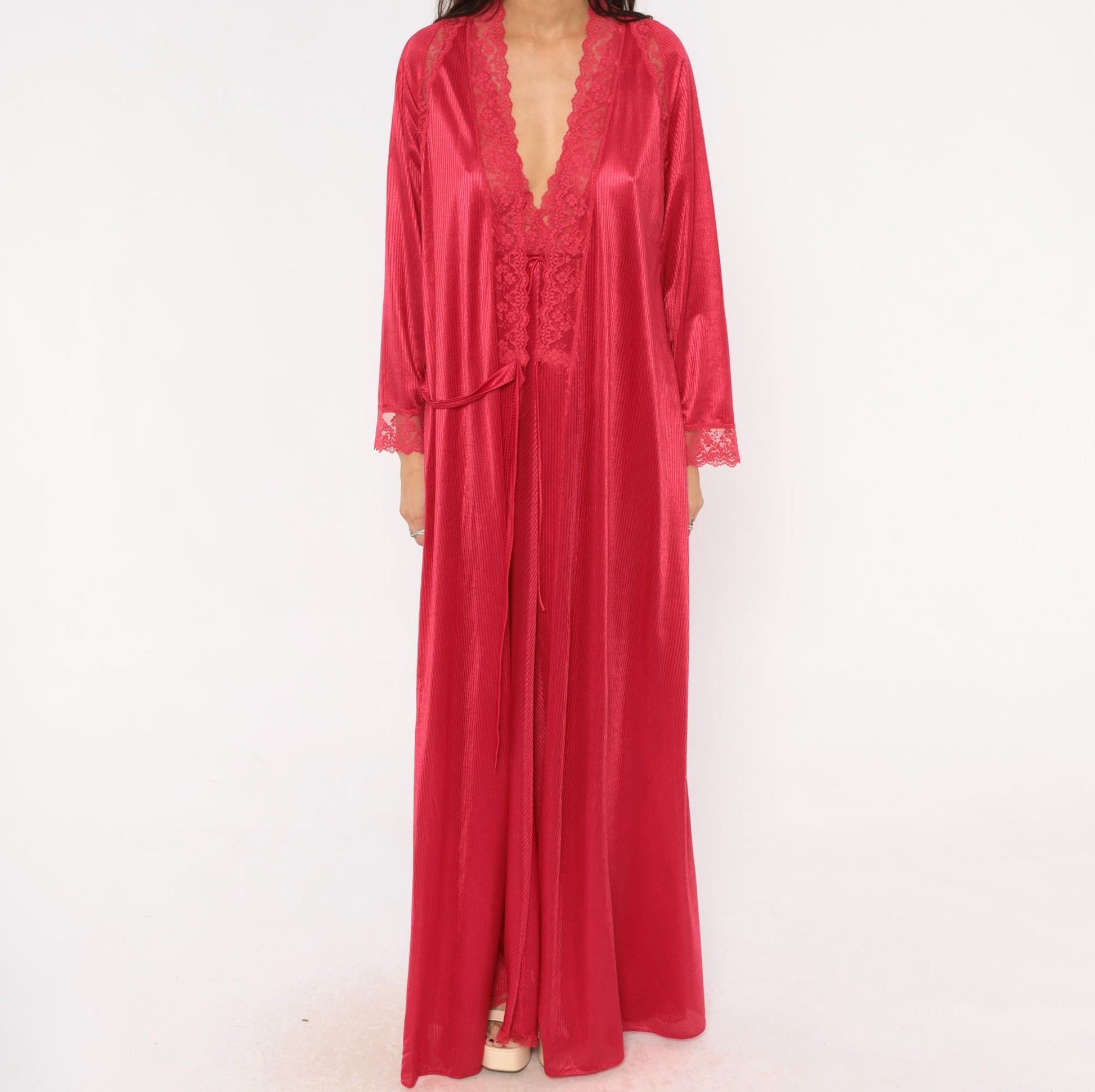 70s JCPenney Raspberry Nylon Nightgown Robe Set Deep V Lace Medium