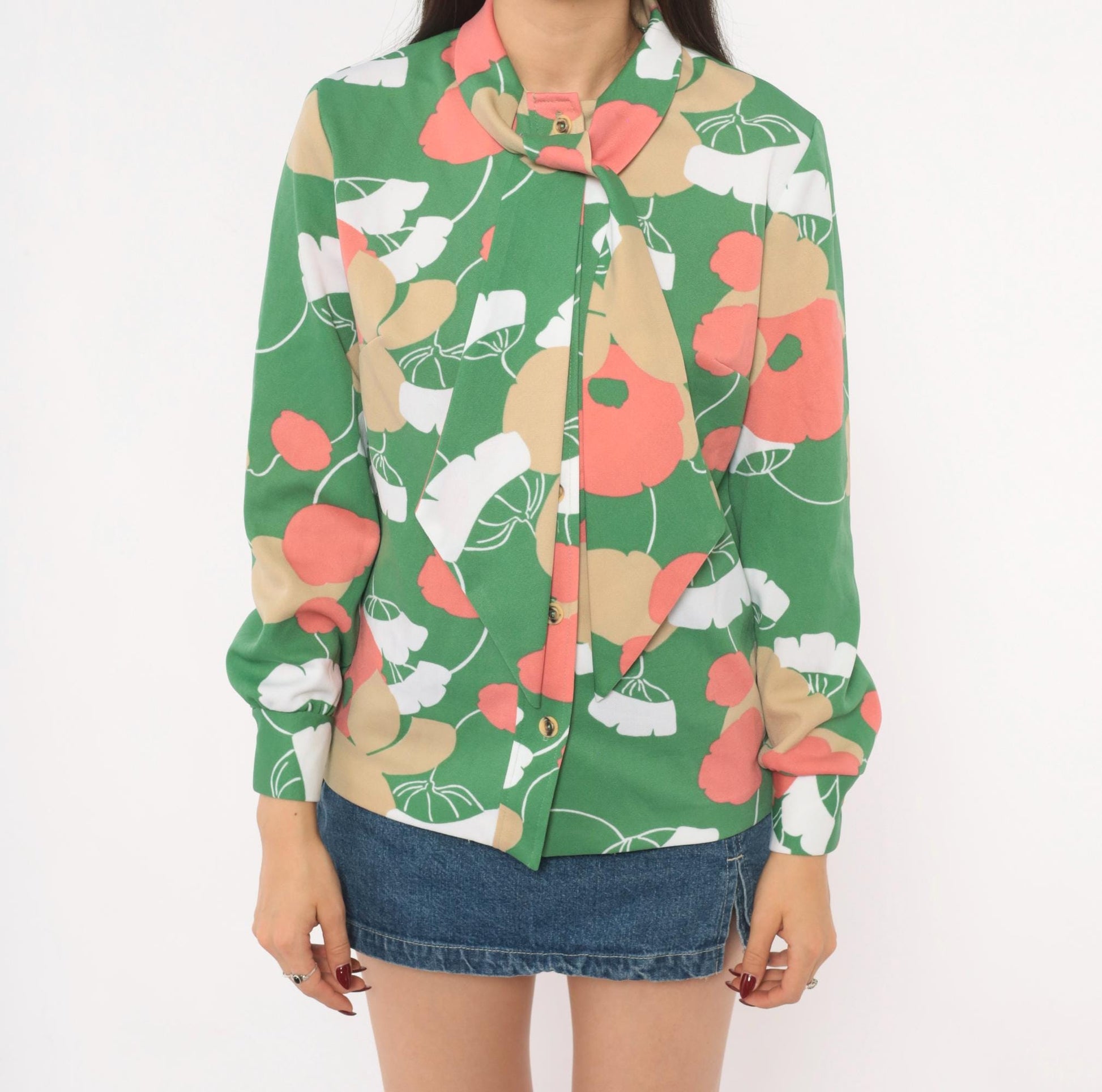 70s Lady Carol Floral Blouse Green Poppy Pussy Bow Button Front Medium