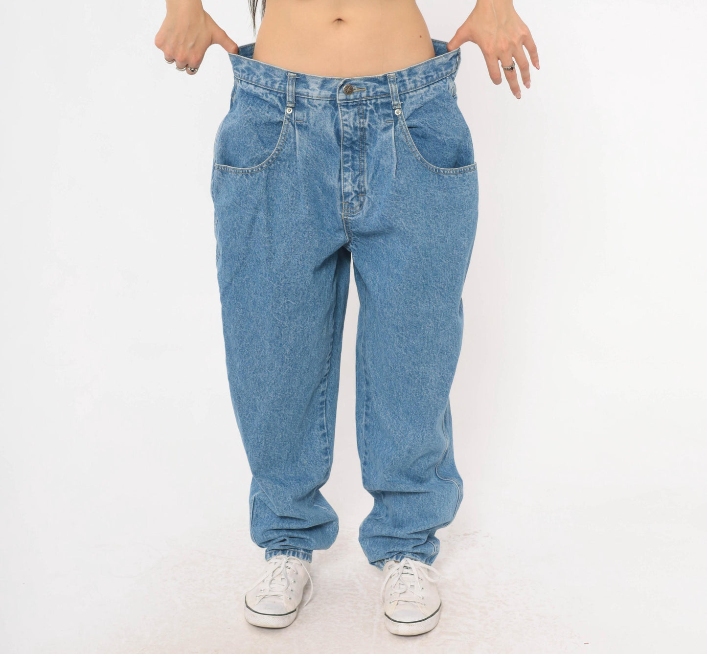 90s Brittania High-Waisted Baggy Jeans Medium Wash Tapered Leg Women's 33