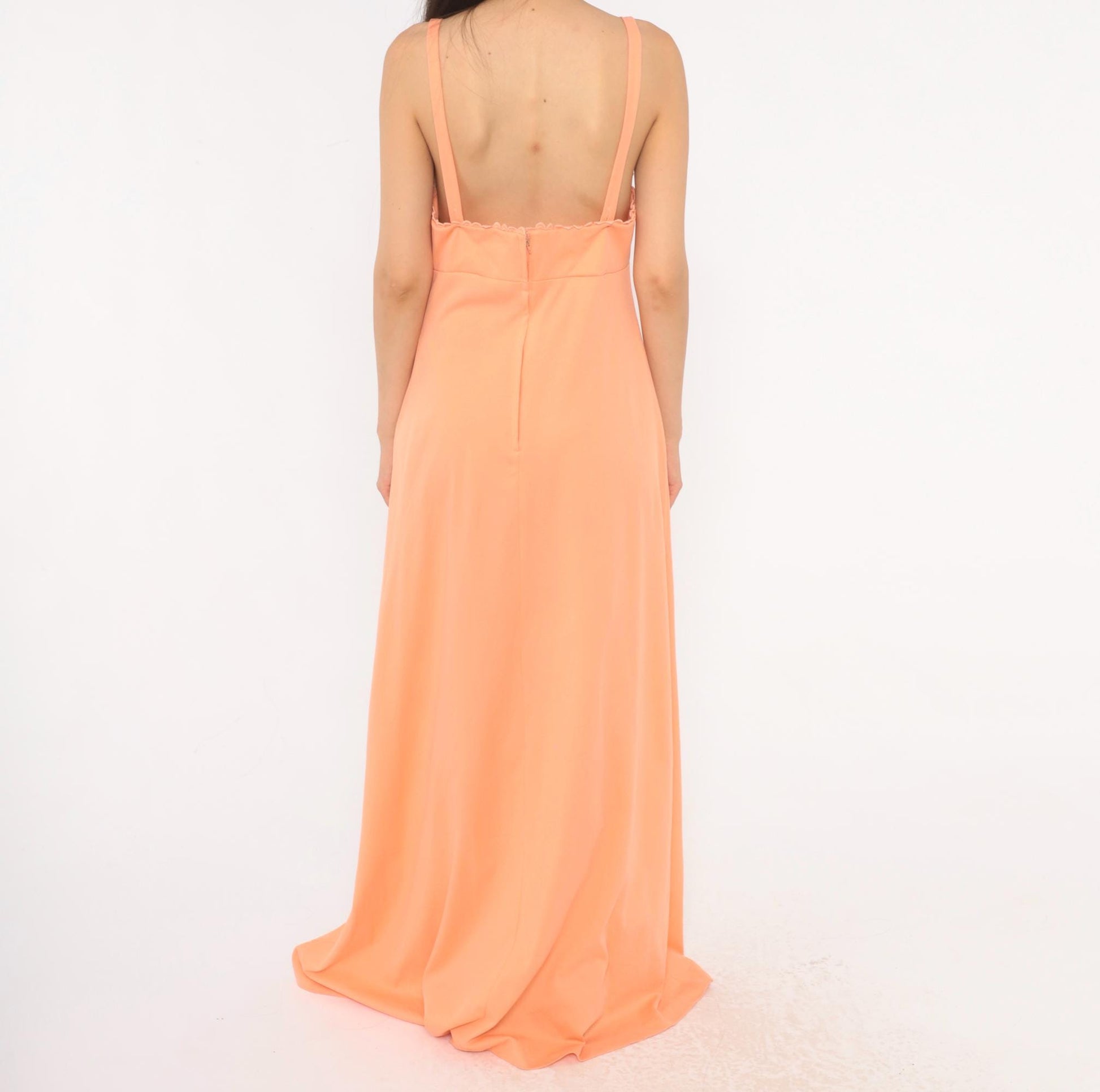 70s Peach Maxi Dress V-Neck Empire Waist Scalloped Lace Spaghetti Strap Medium M