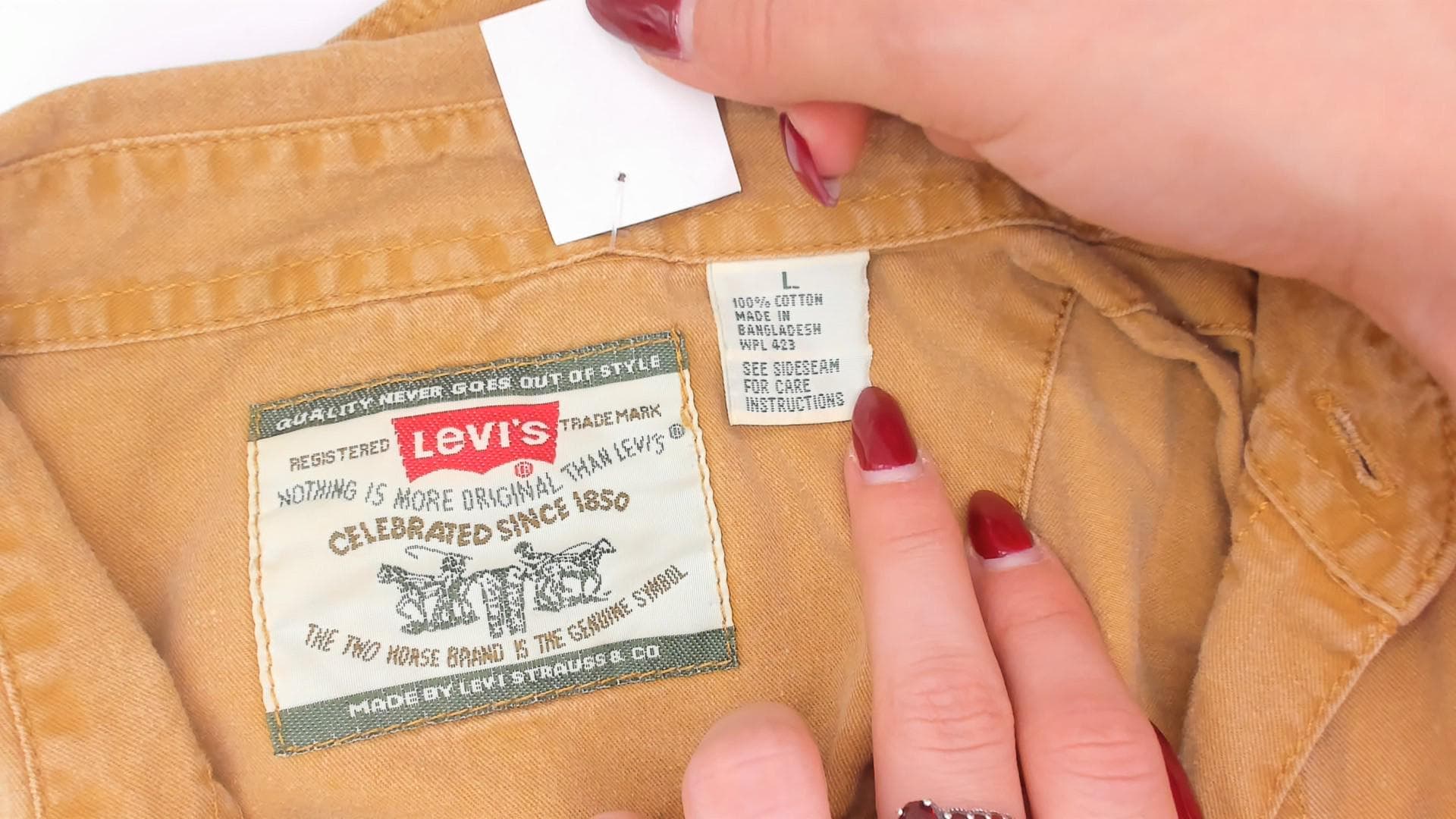 90s Levi's Mustard Cotton Button-Front Shirt Spread Collar Large L
