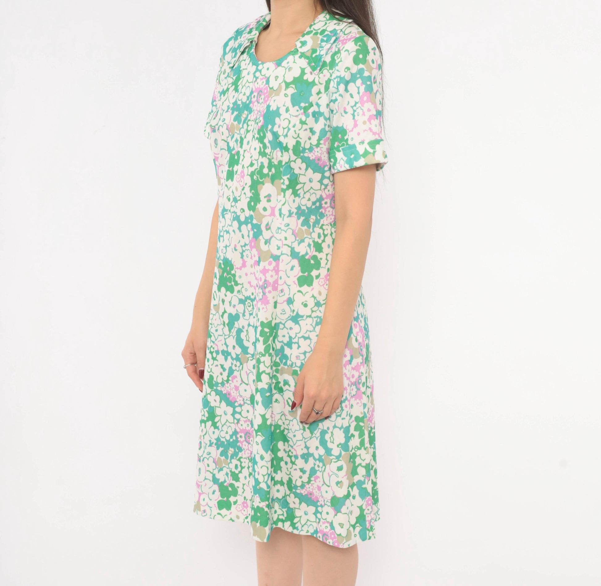 70s Psychedelic Floral A-Line Dress Green Pink White Scoop Collar Knee Medium