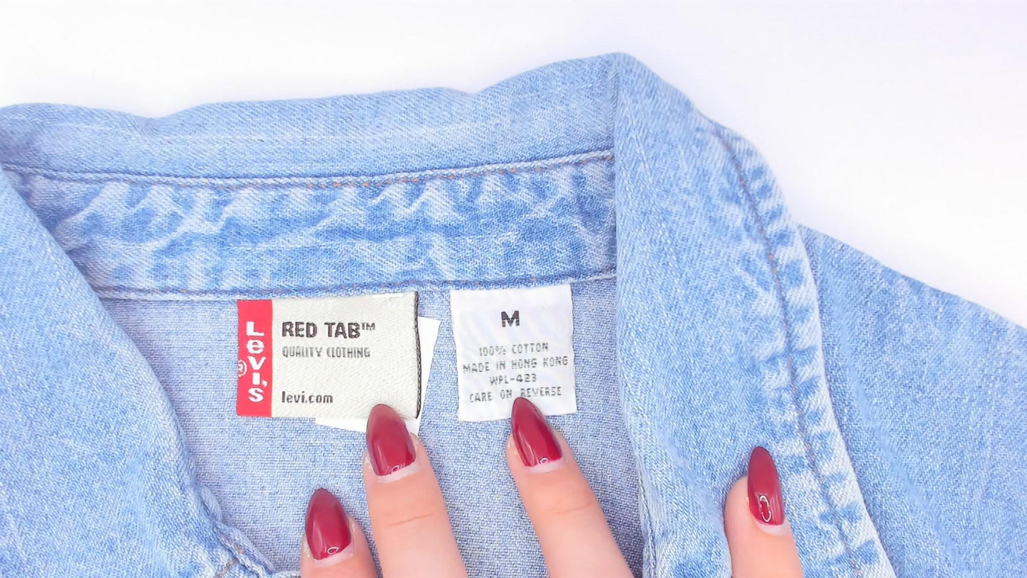 2000s Levi's Red Tab Denim Western Vest Light Wash Pearl Snap Medium M