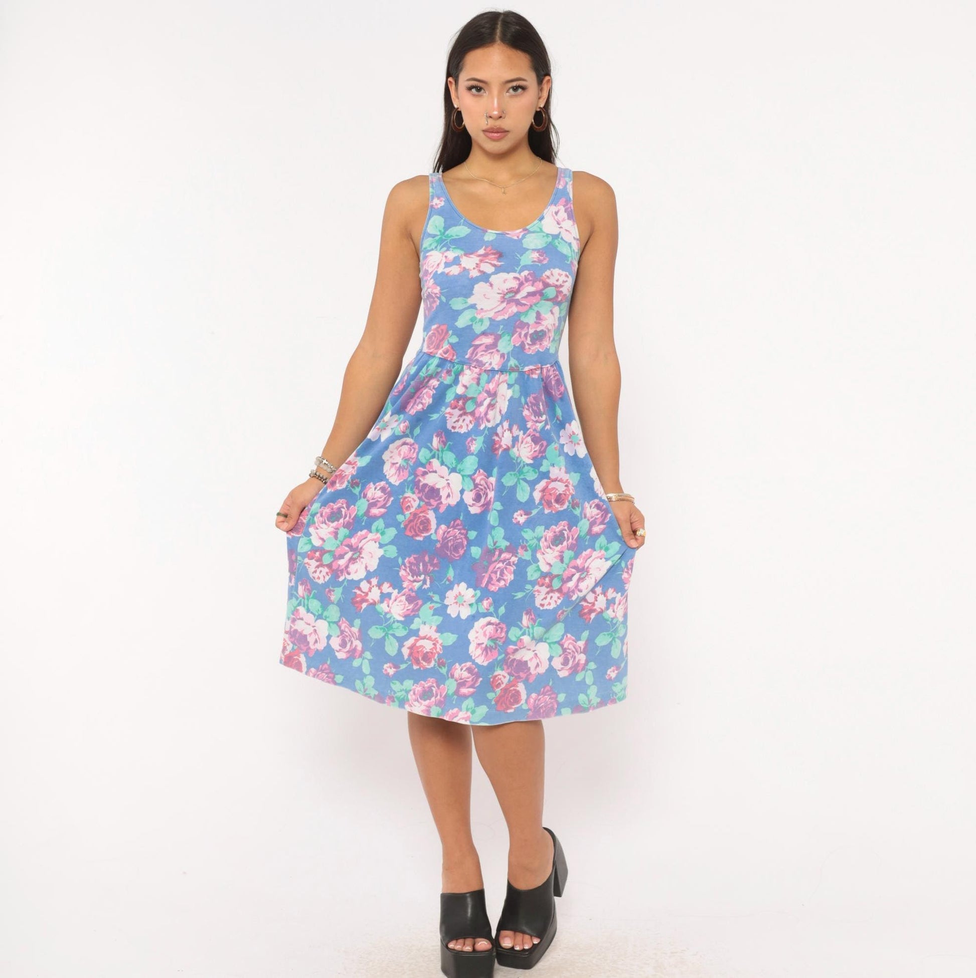 80s Periwinkle Floral Sundress Rose Print Gathered Skirt Knee Length XS