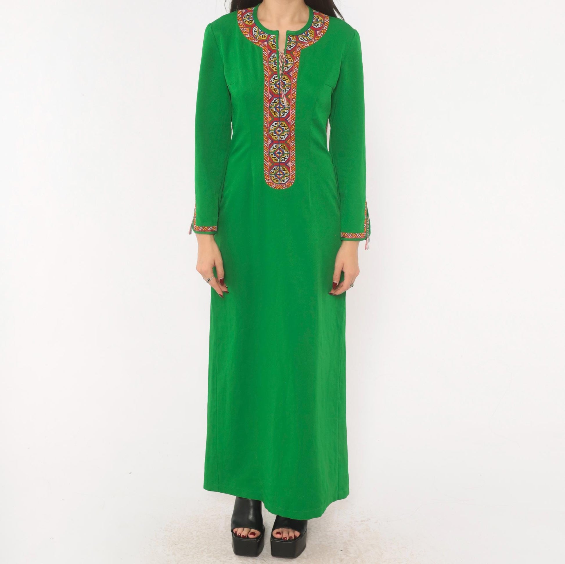 70s Emerald Green Maxi Dress Embroidered Neckline Long Sleeve Kaftan Extra Small XS
