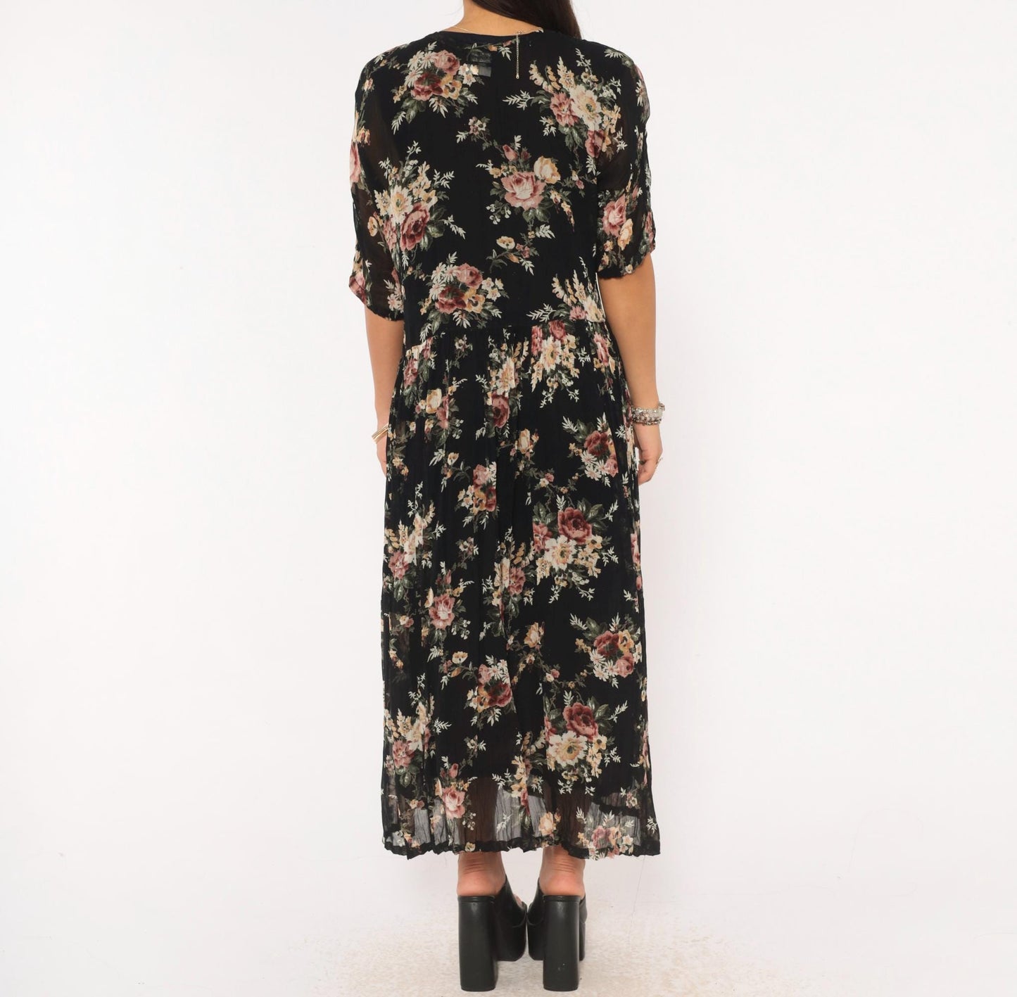 90s Nostalgia Black Floral Maxi Dress V Neck Button Front Crochet Lace Small