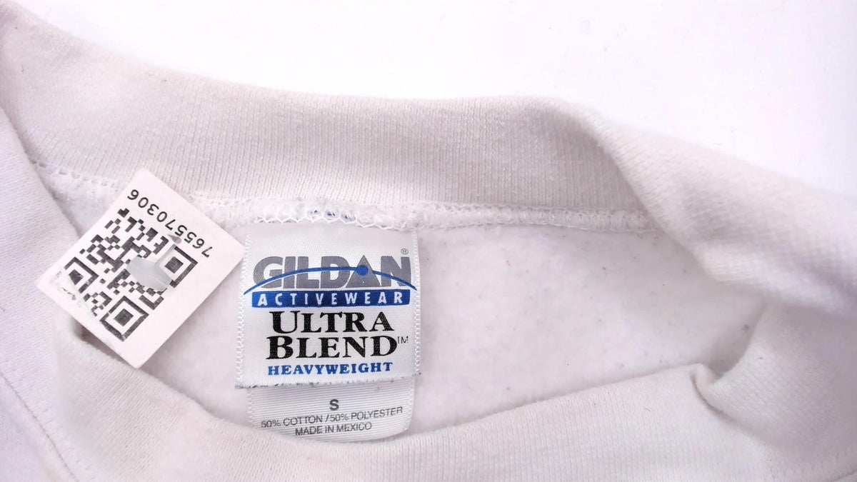 Y2K Gildan Blueberry Muffin Sweatshirt White Montrose PA Graphic Small