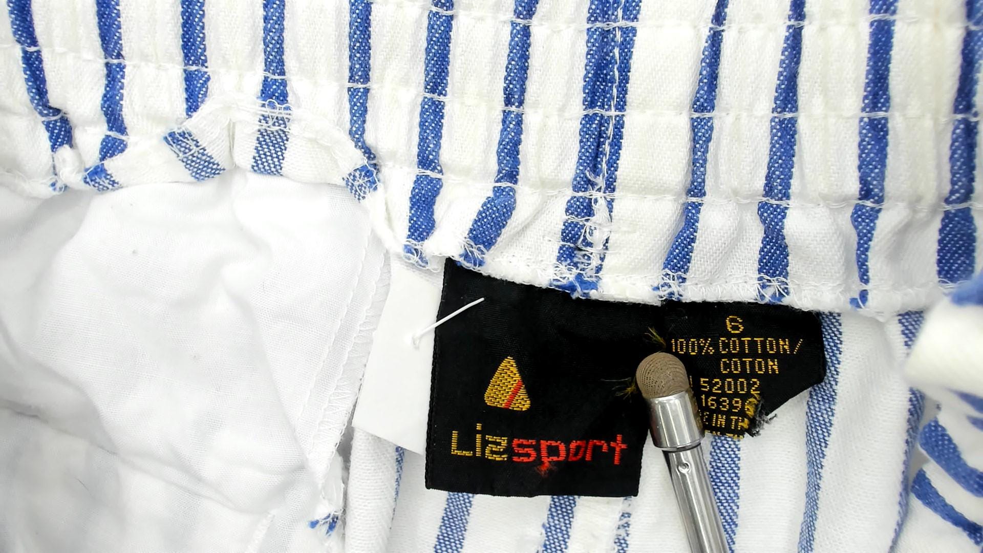 90s Liz Sport High-Waisted Striped Shorts Blue White Cotton Small