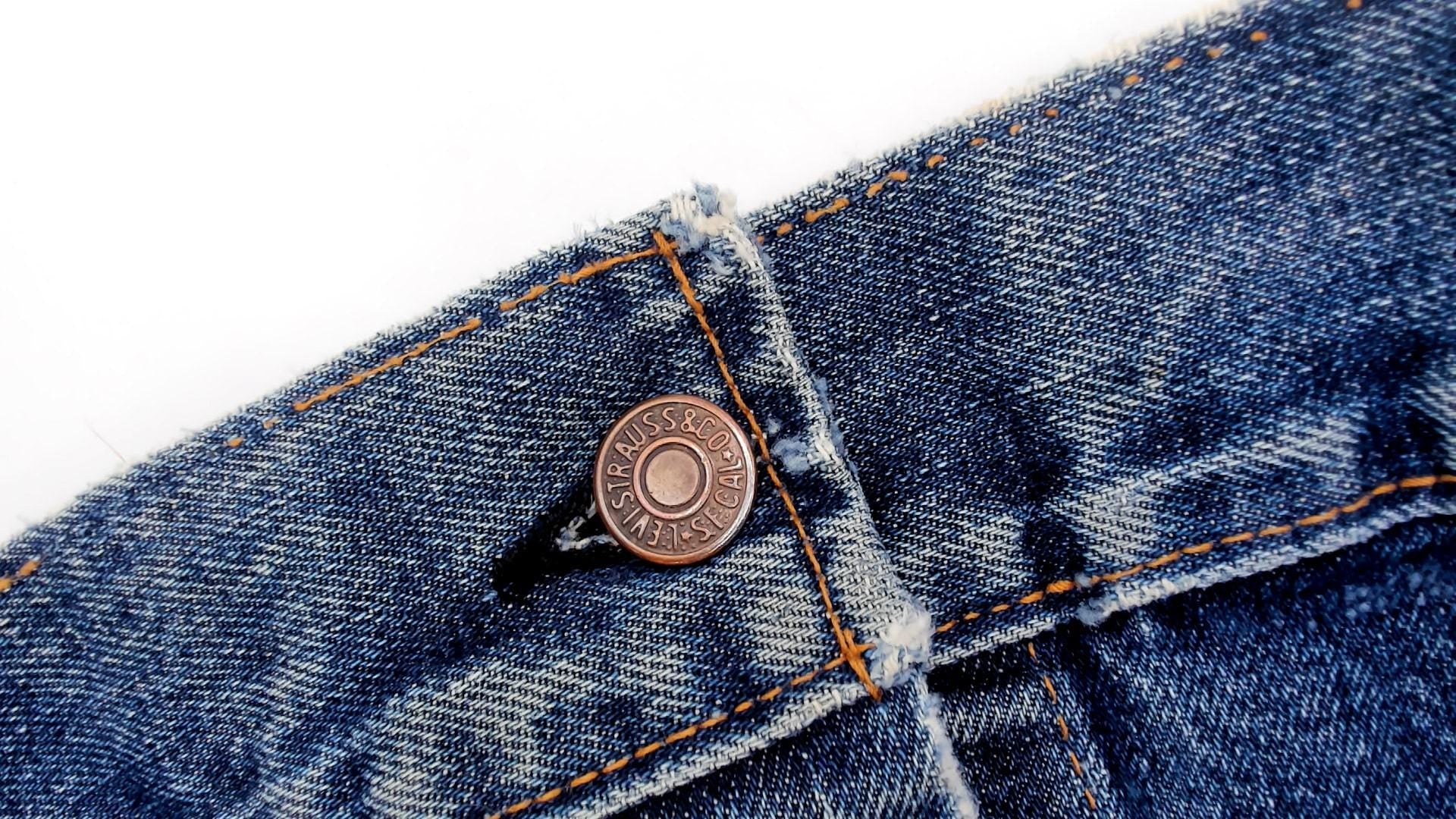 70s Levi's Denim Jacket Medium Blue Washed Distressed Trucker