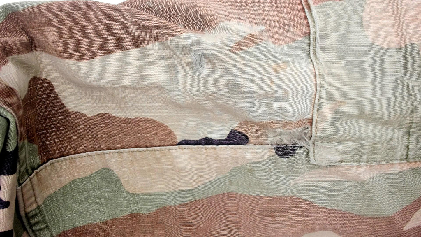 90s Lavas Industries Woodland Camo Cargo Pants Small