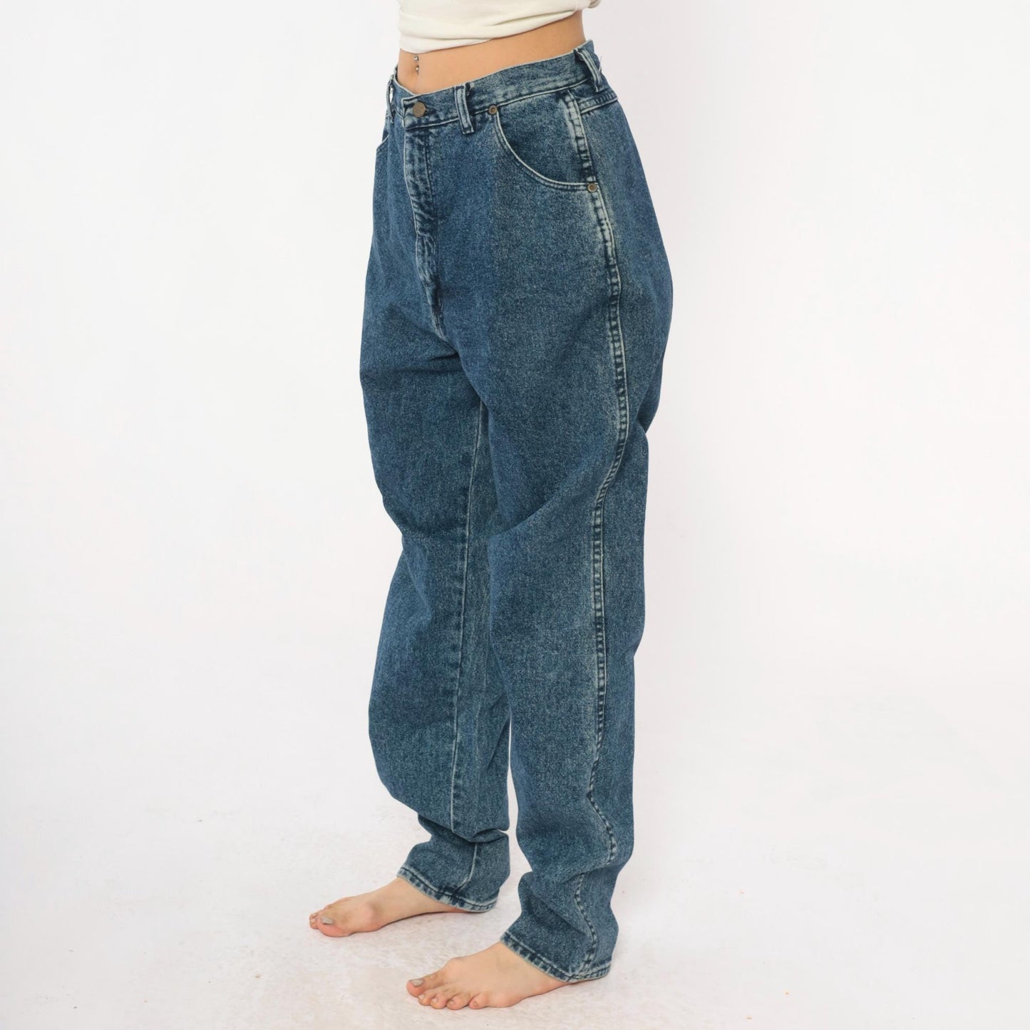 Y2K Wrangler High-Waisted Straight Leg Jeans Medium Blue Denim