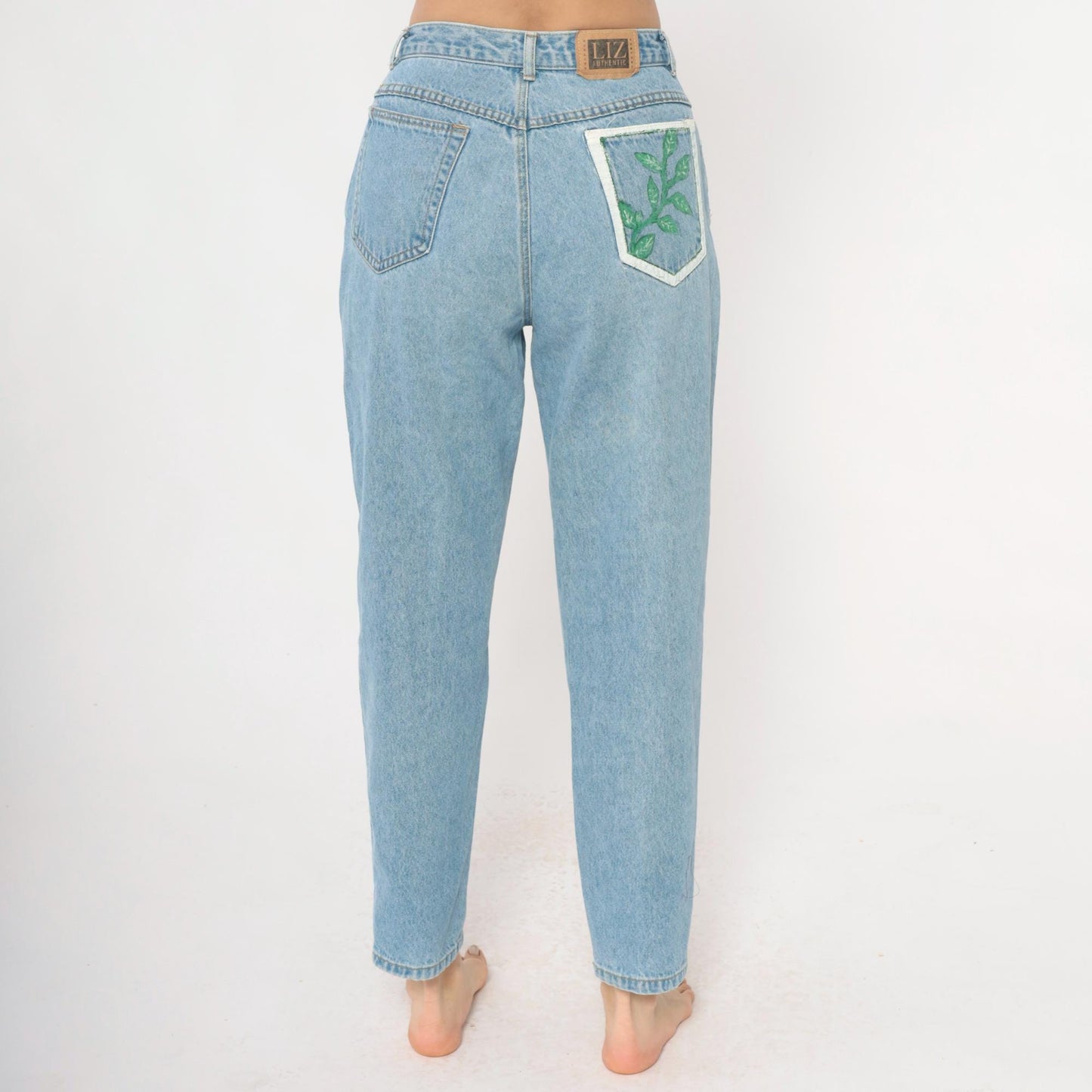 90s Liz Authentic High Waisted Jeans Light Wash Leaf Pocket Medium