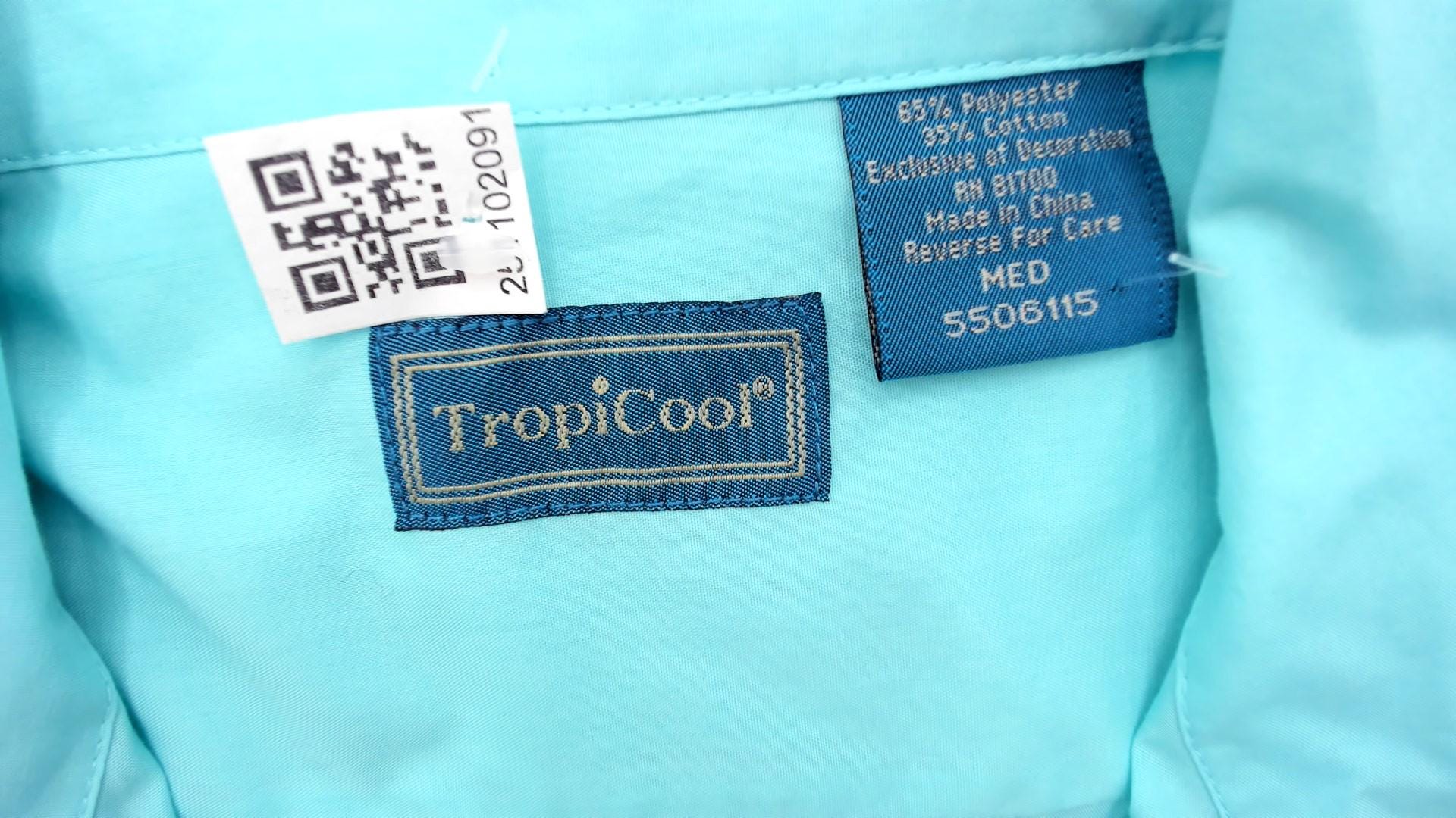80s Tropicool Aqua Embroidered Pintuck Short Sleeve Shirt Medium