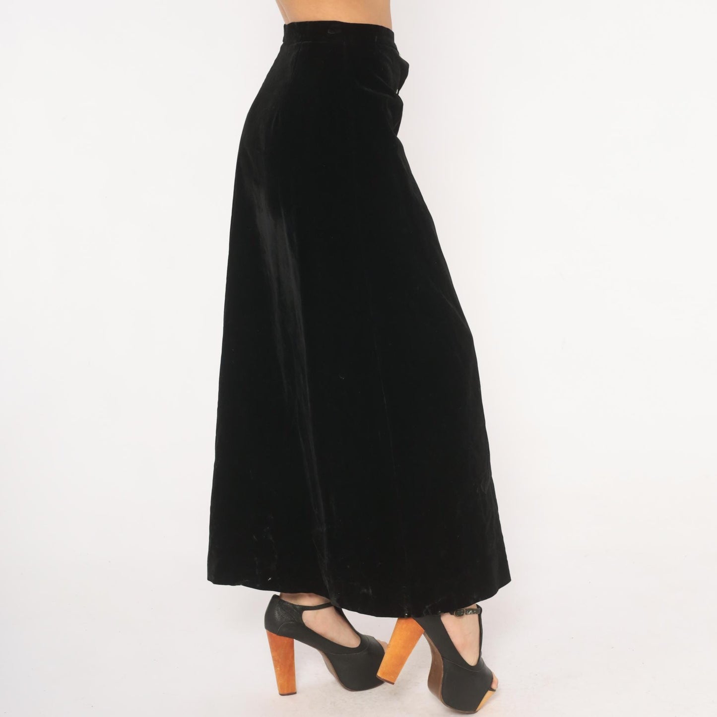 90s Black Velvet Maxi Skirt Button Front A-Line High Waist Small S