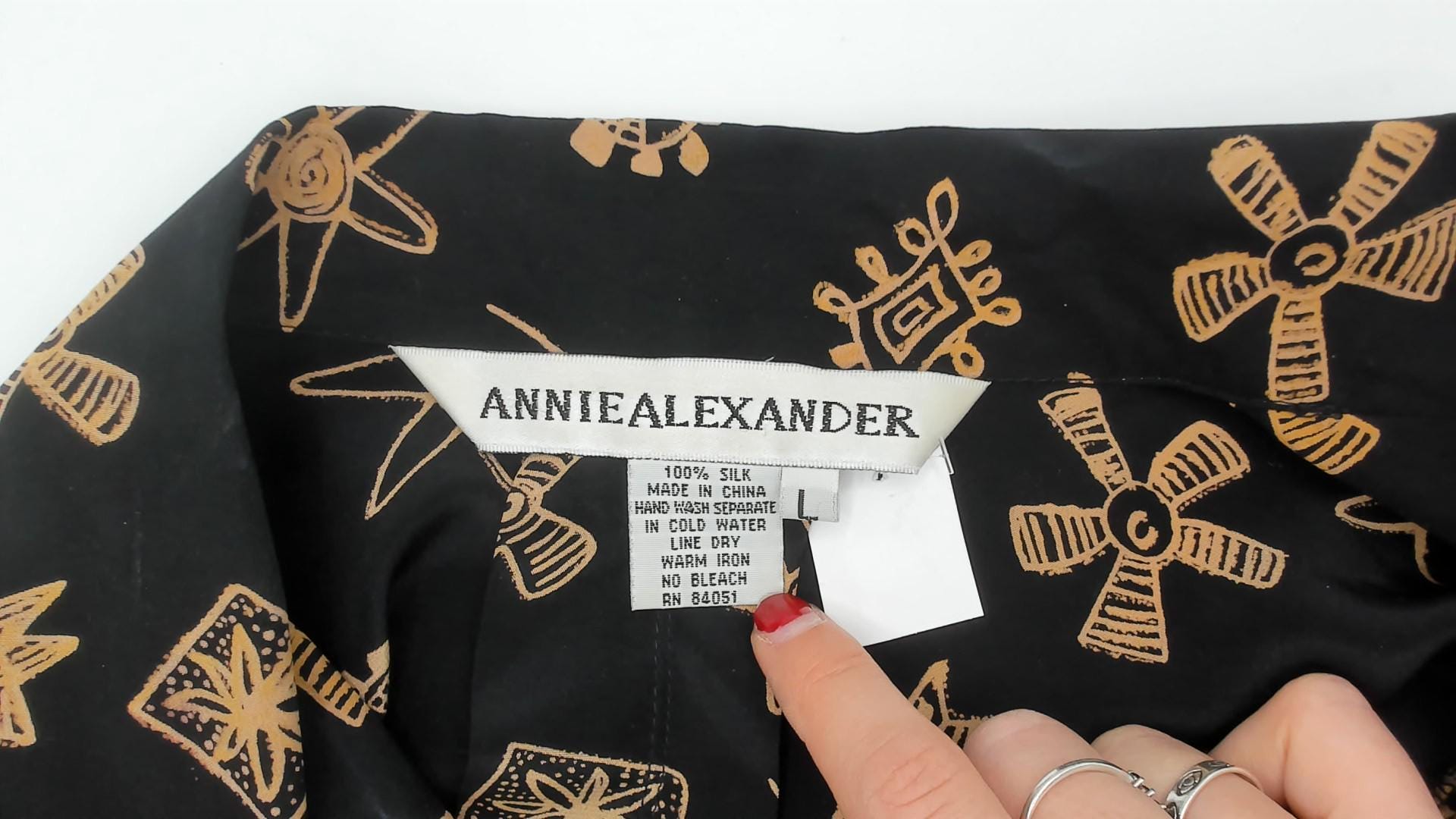 90s Annie Alexander Silk Blouse Black Gold Abstract Print Notched Collar Large L