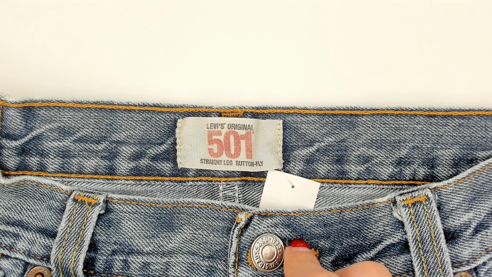 Levi's 501 Light Wash Straight Leg Jeans Button Fly 2000s Extra Large XL