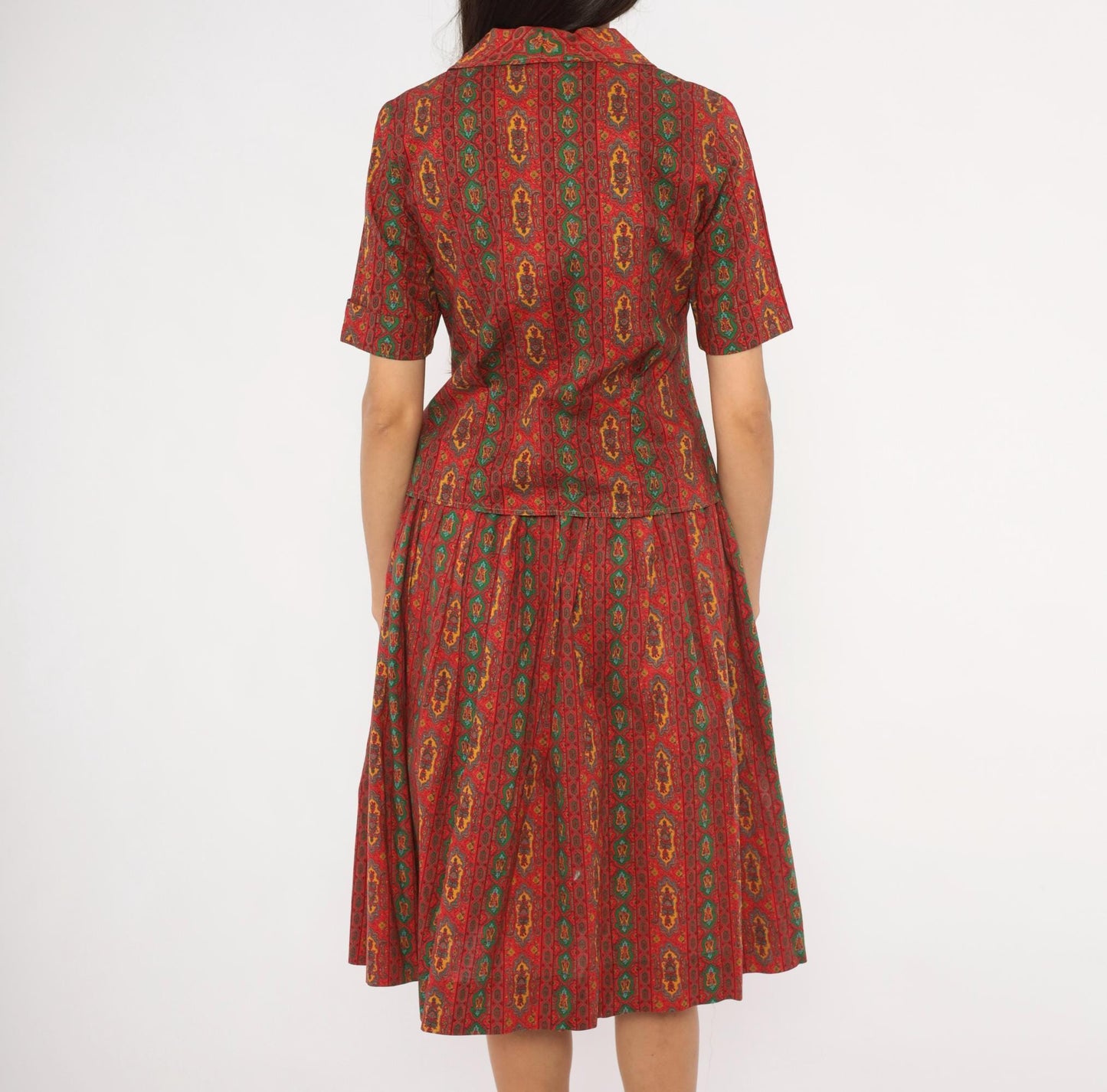 60s Medallion Print Two Piece Set Red Green Cotton Blouse Pleated Skirt Small