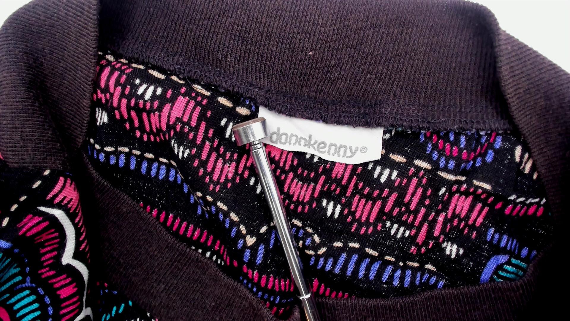 90s Abstract Pullover Blouse Boat Neck Teal Pink Black Graphic Medium M