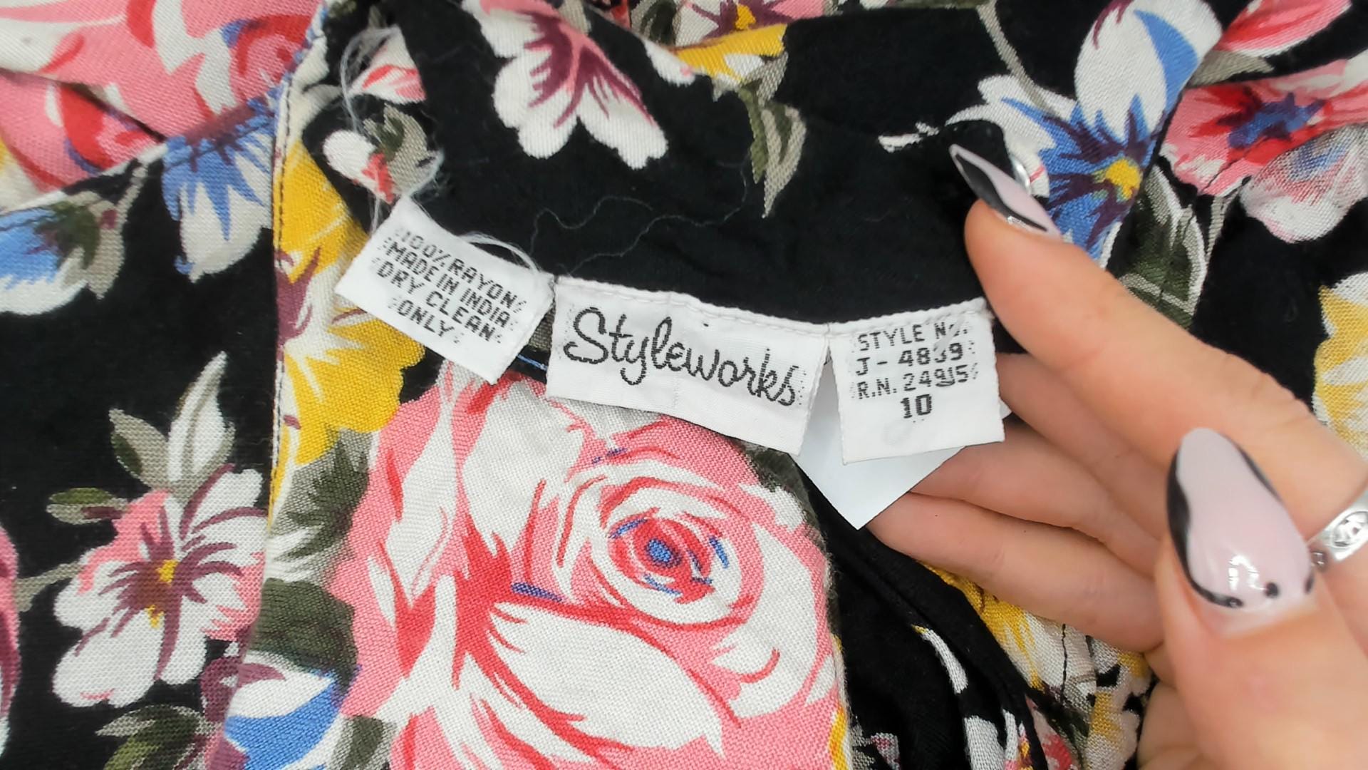 90s Style Works Floral Maxi Dress Black Pink Rose Yellow Blue Sleeveless Medium M
