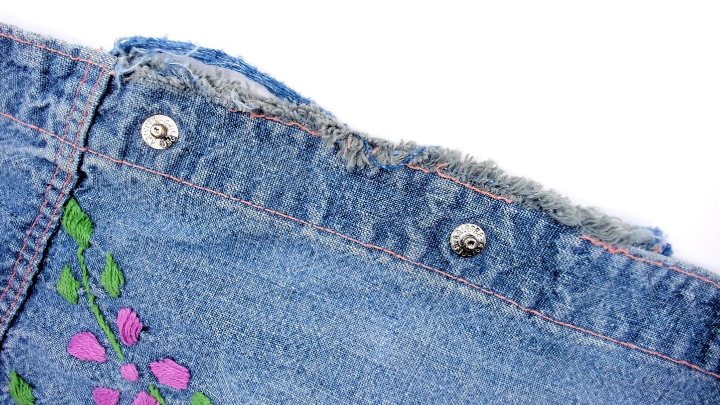 70s Light Wash Denim Western Shirt Floral Embroidered Pearl Snap Medium