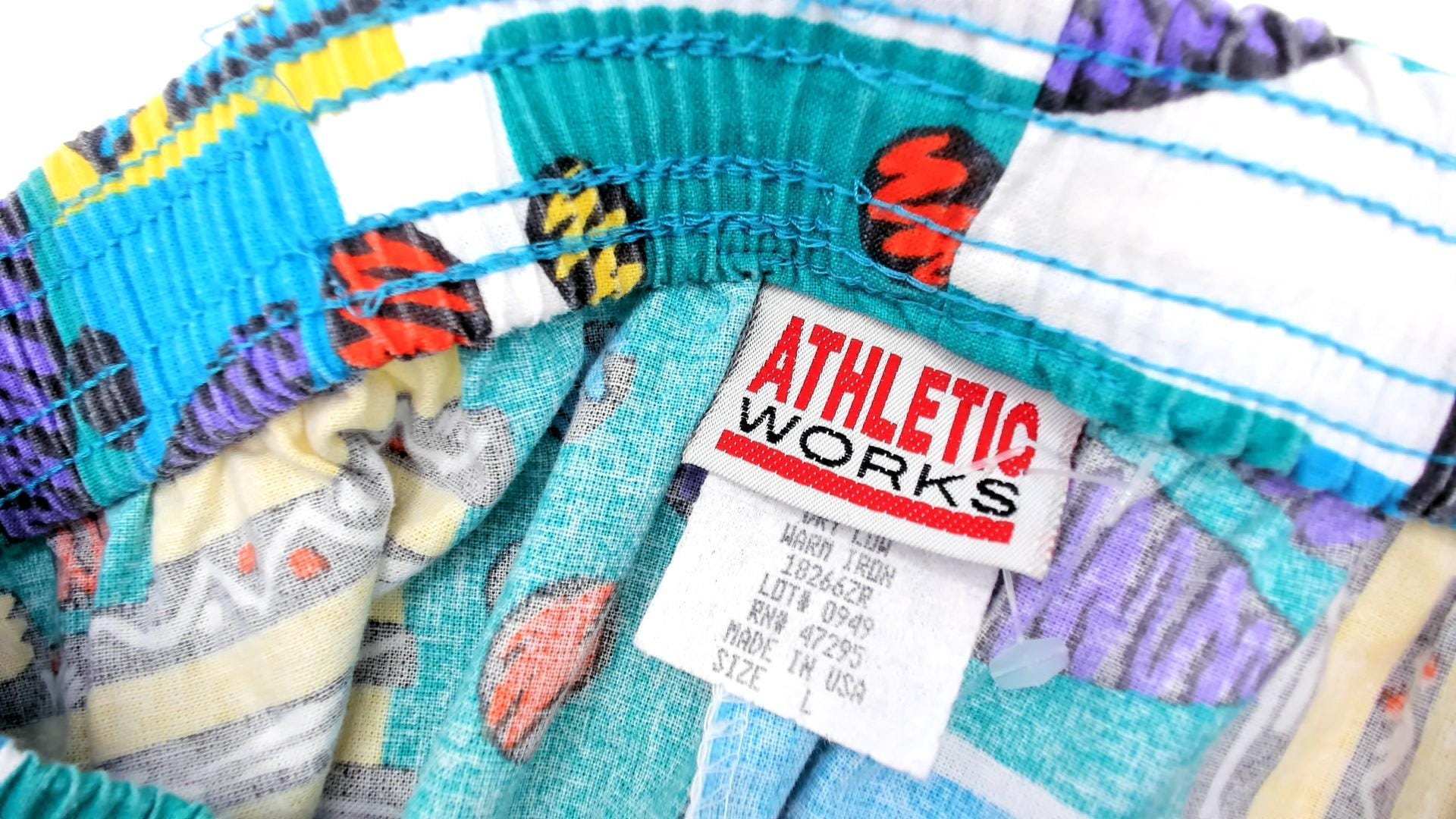 90s Athletic Works Abstract Shorts Teal Purple Geometric Print Cotton Medium