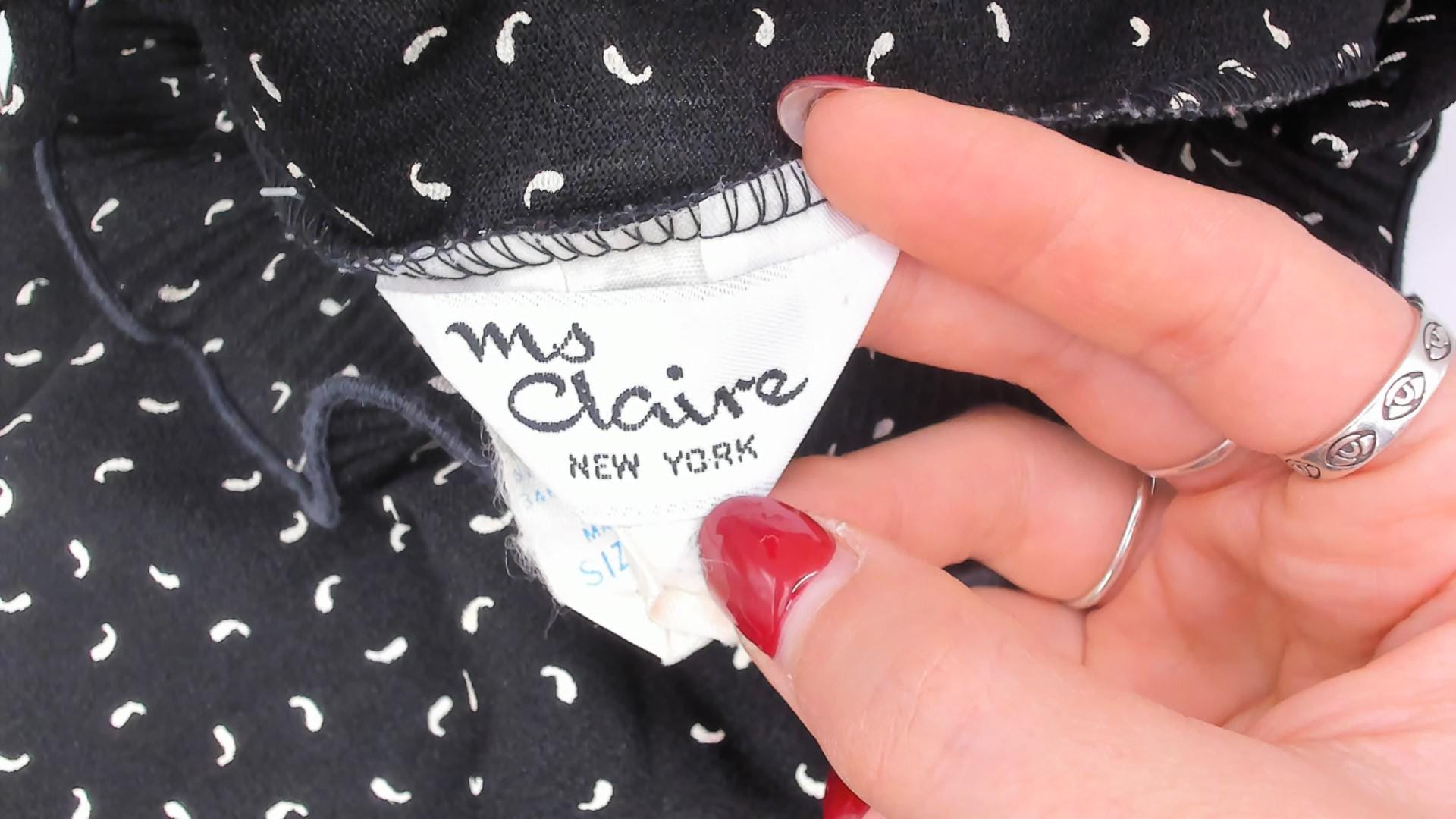 80s Ms Claire Black Cream Keyhole Dress Puff Sleeve Ruffle Bib Medium Large