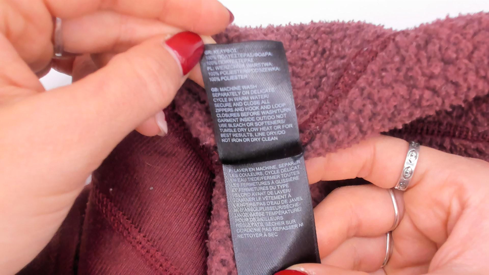 2000s The North Face Burgundy Fleece Jacket Raglan Small Petite