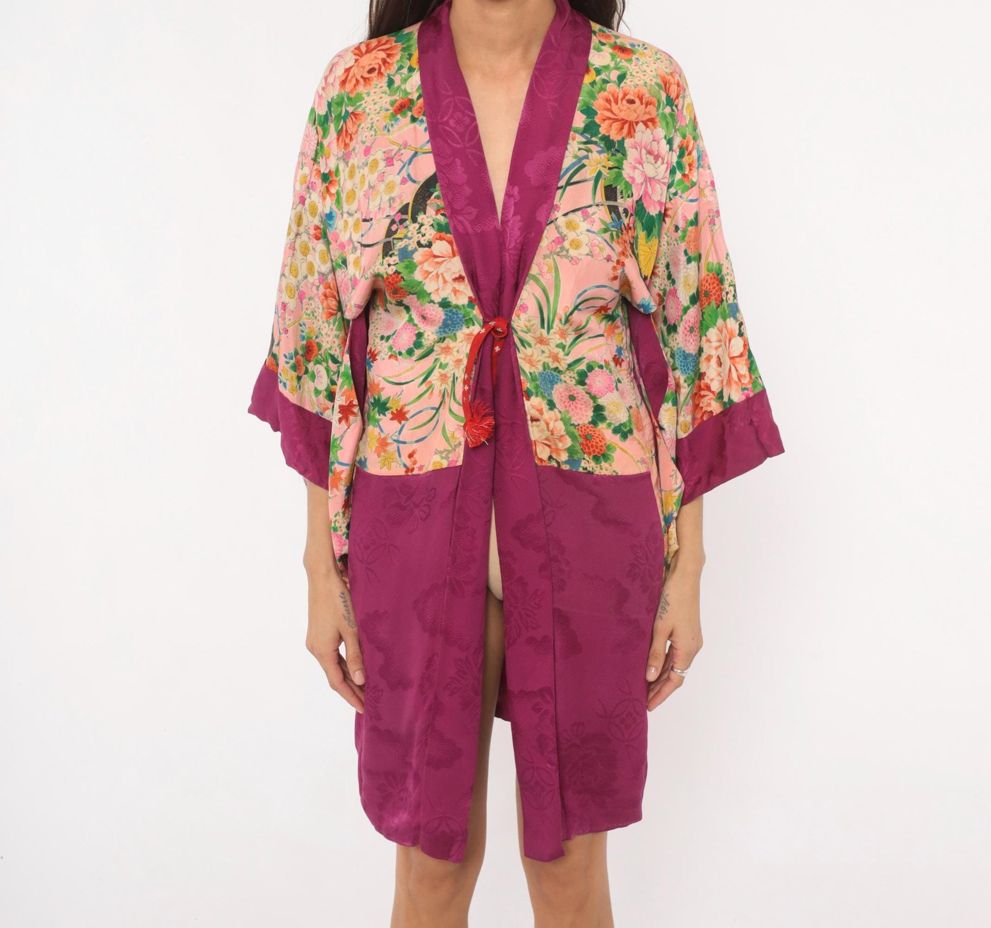 70s Silk Kimono Robe Pink Magenta Floral Chrysanthemum Butterfly Print Small S
