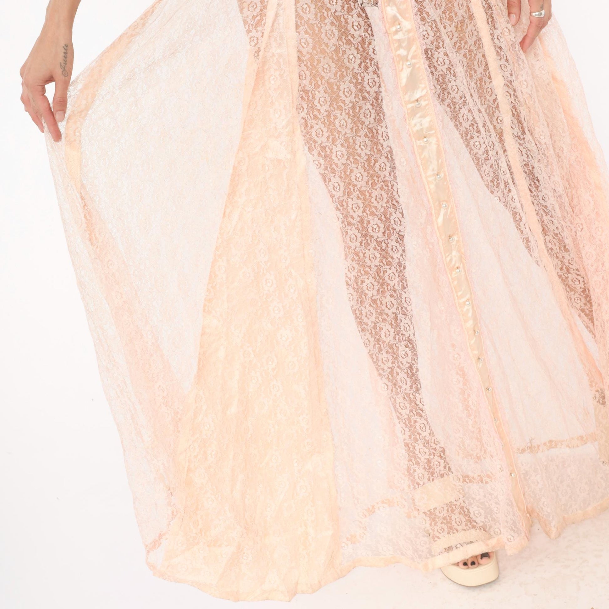1950s Blush Pink Sheer Lace Maxi Gown Puff Sleeve Corset Bodice Large L