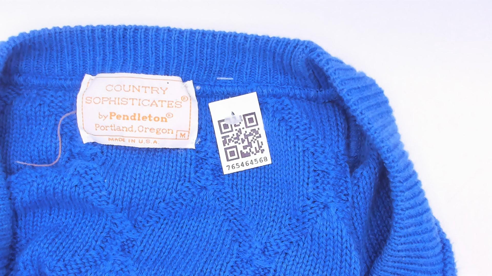 80s Pendleton Cable Knit Cardigan Blue Cotton V Neck Wooden Buttons Medium M